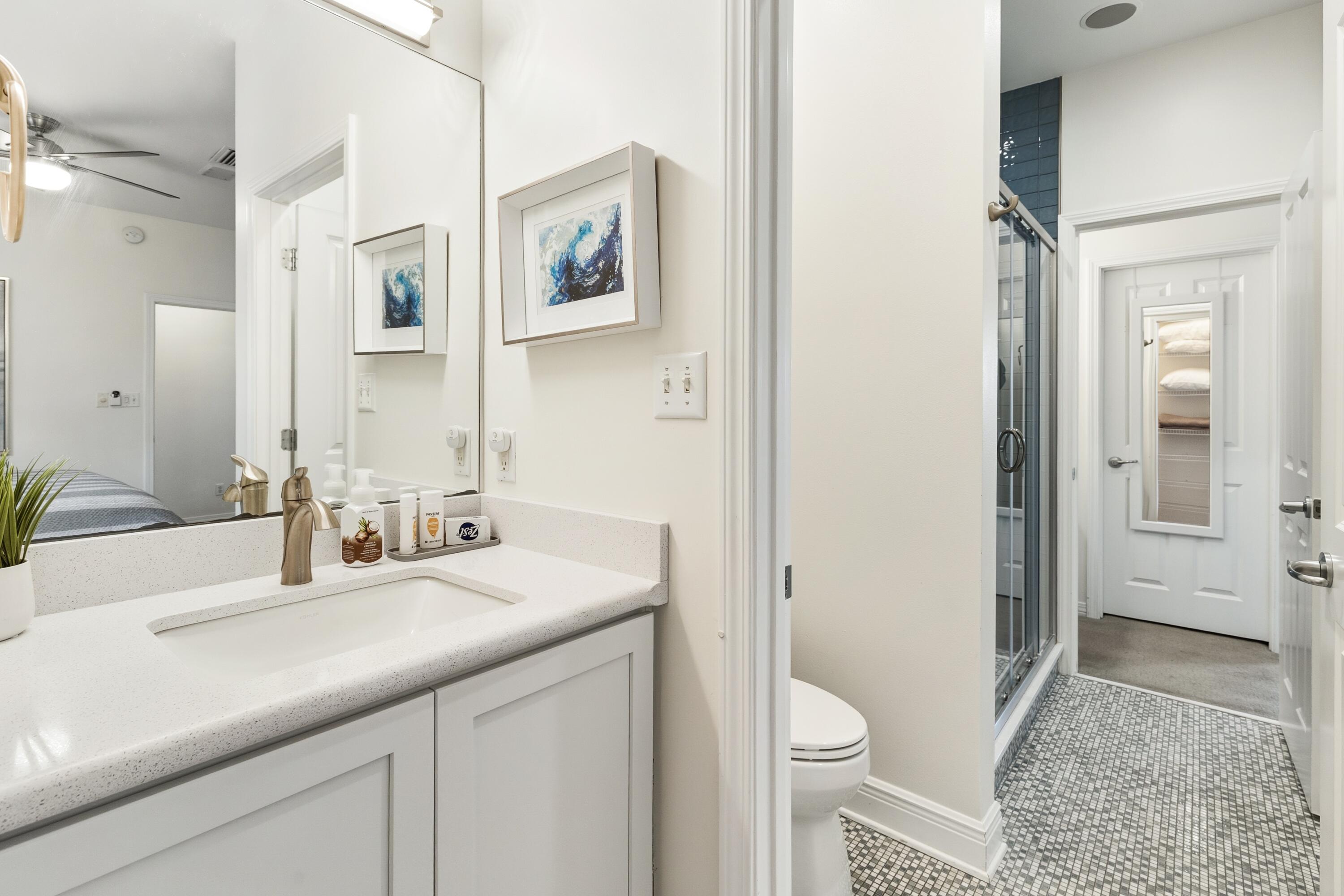 CALYPSO POINTE - Residential