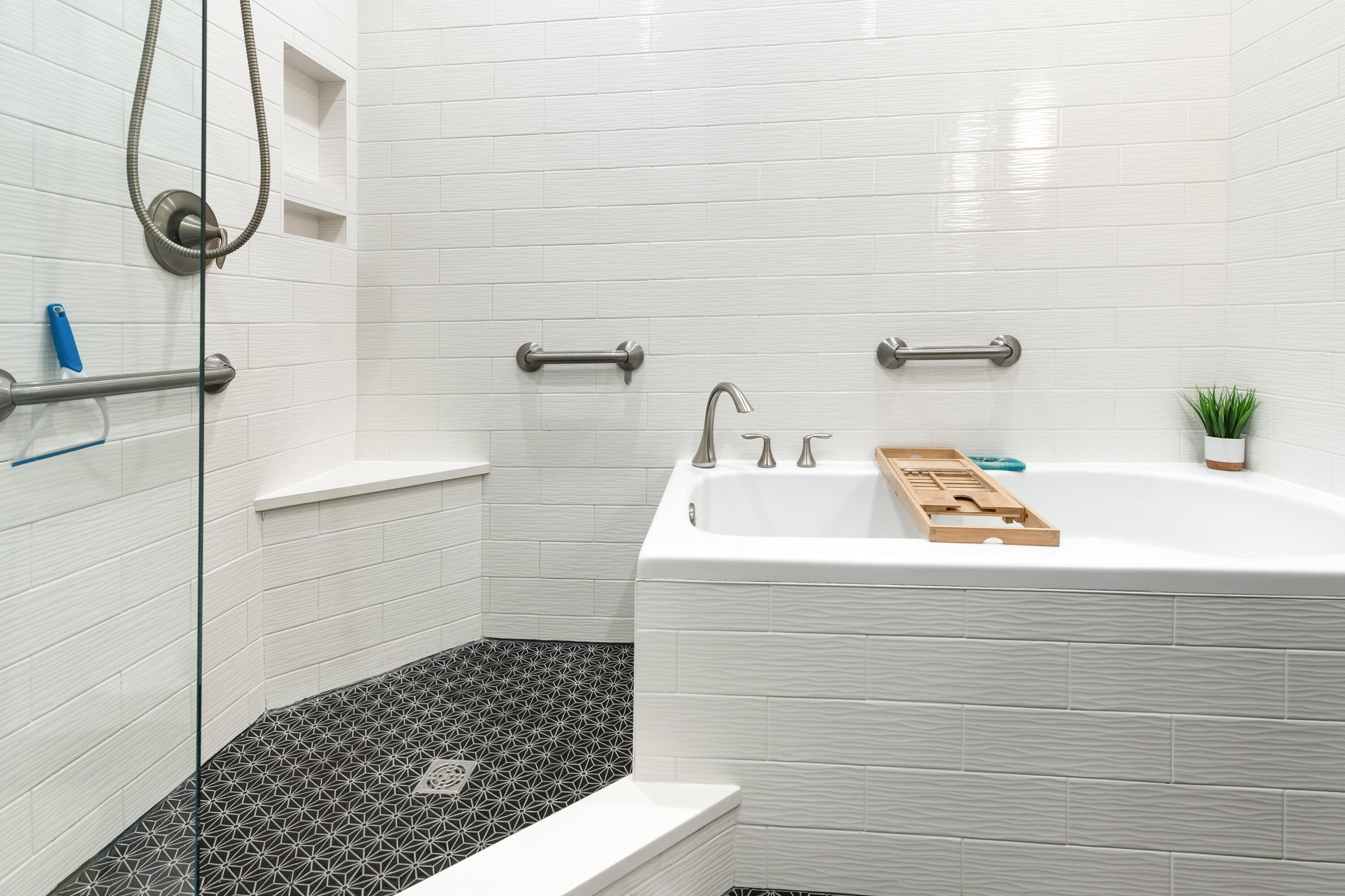 CALYPSO POINTE - Residential