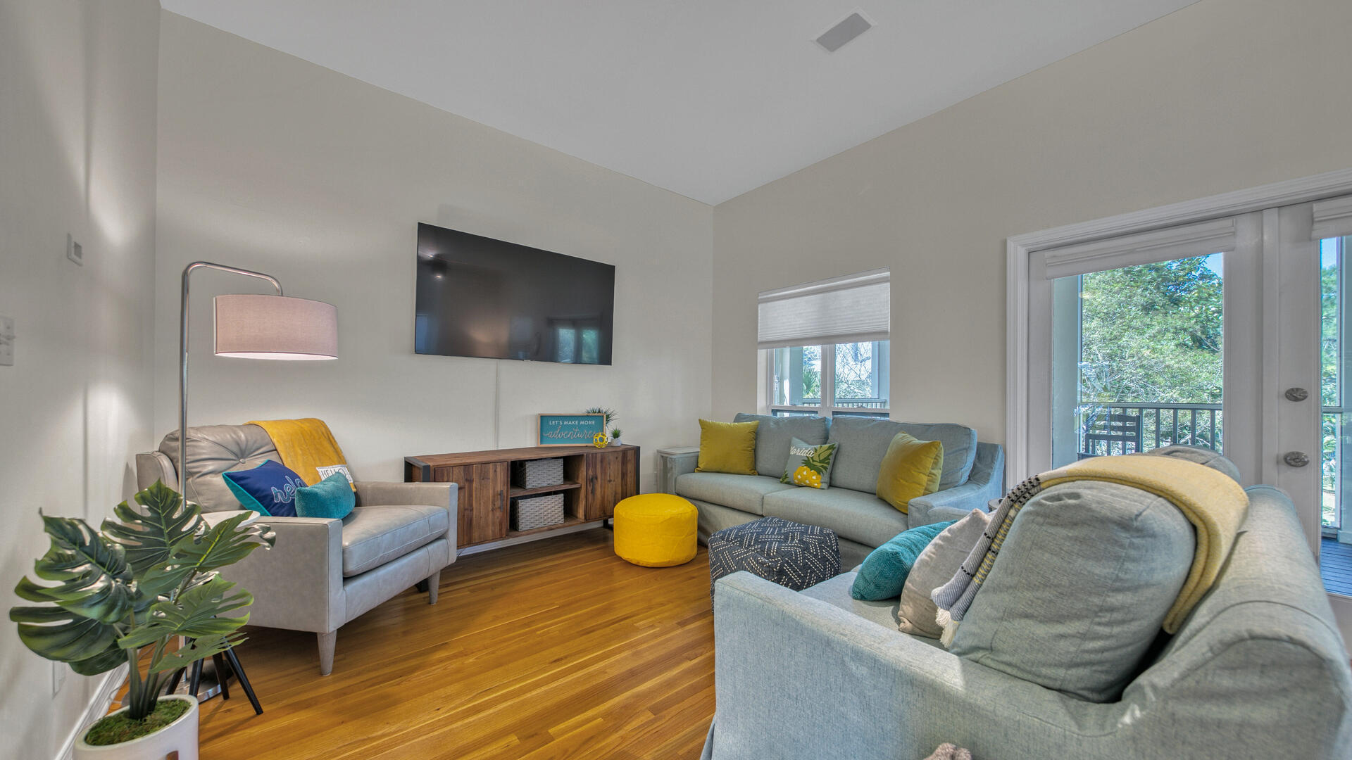 CALYPSO POINTE - Residential