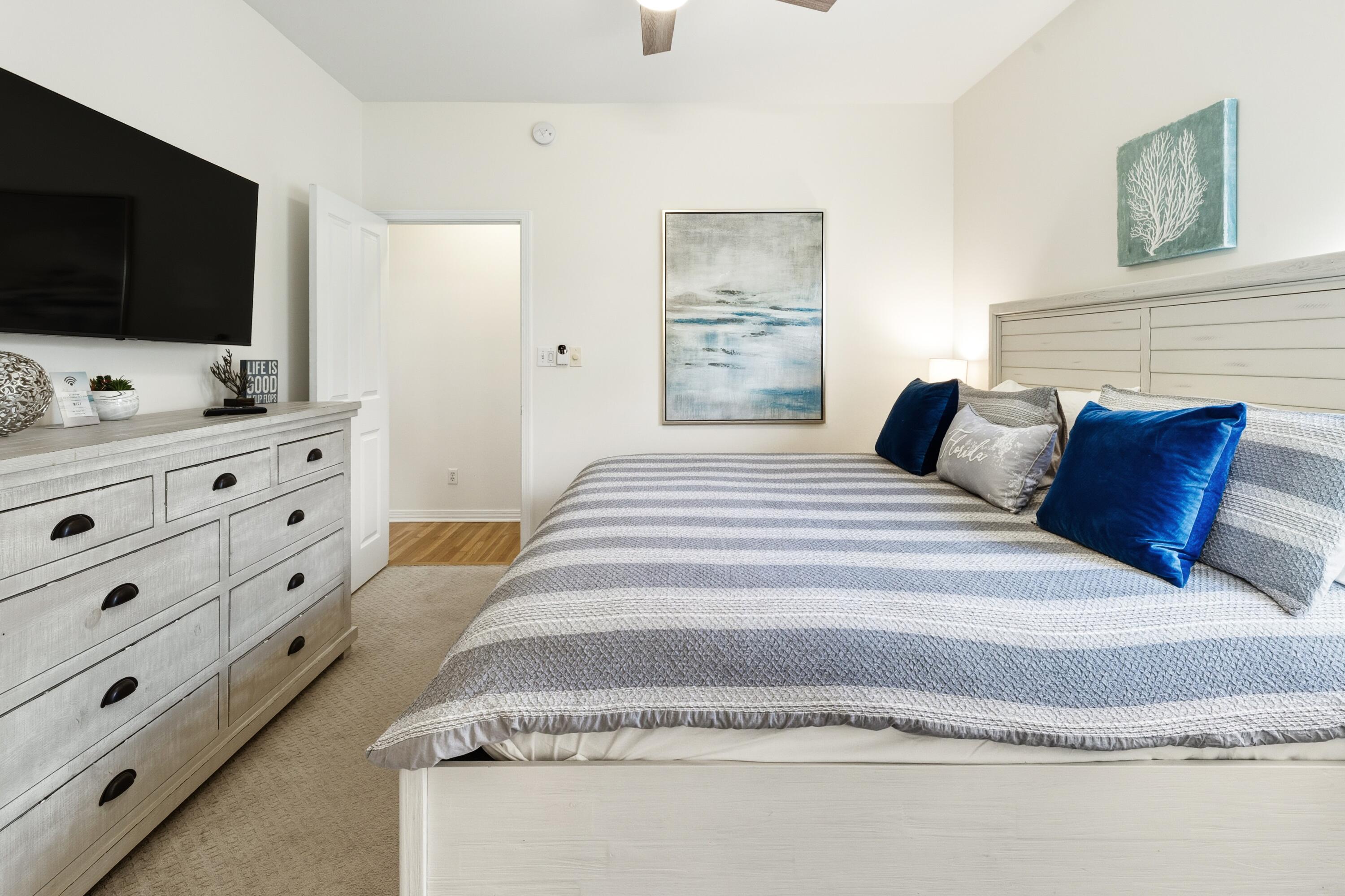 CALYPSO POINTE - Residential