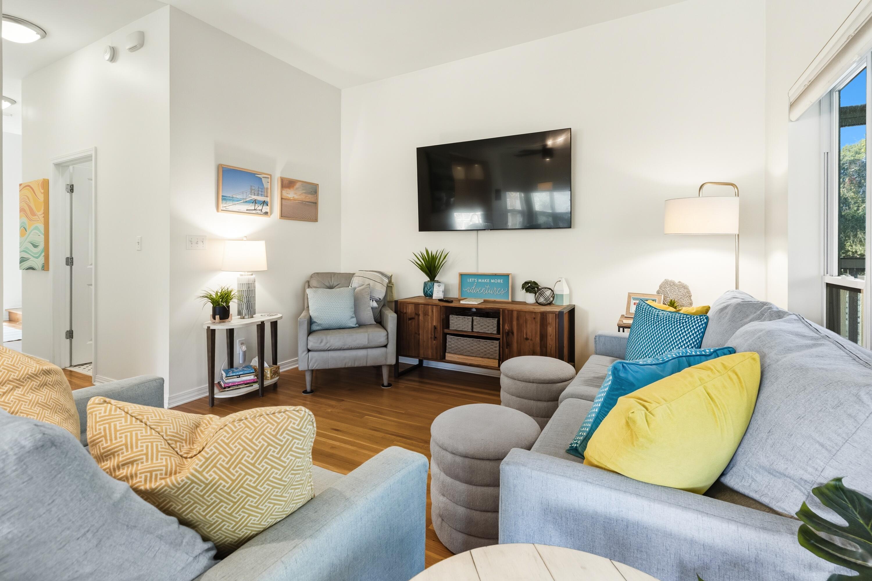 CALYPSO POINTE - Residential