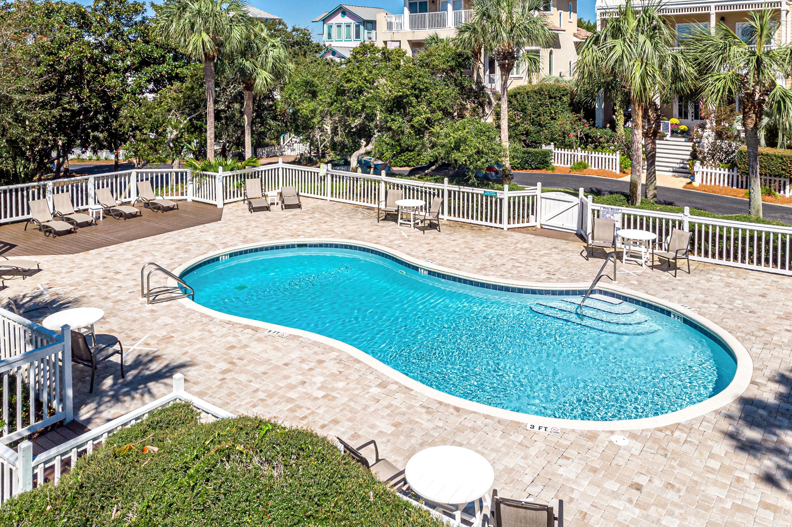 CALYPSO POINTE - Residential