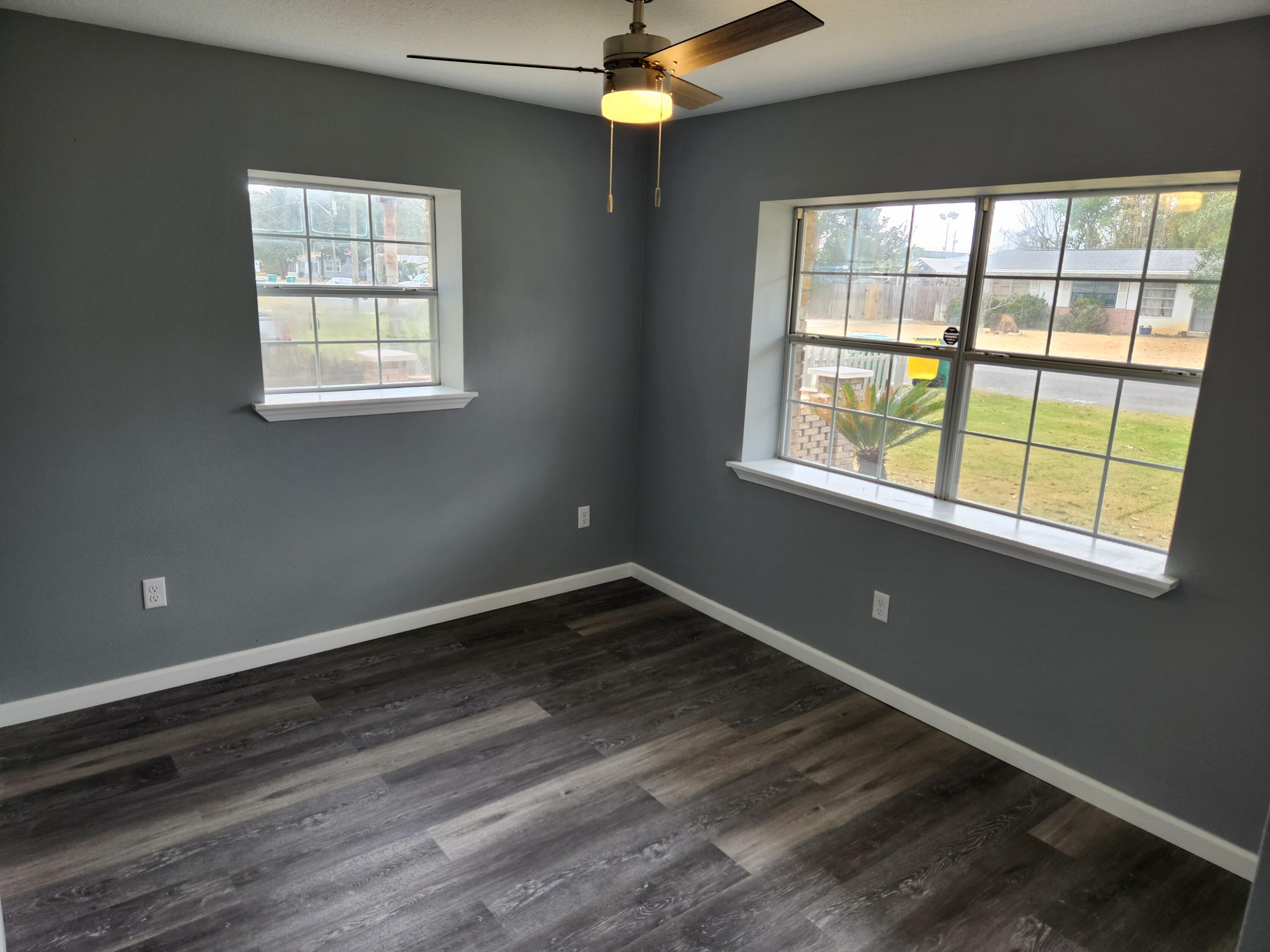 BRYN MAWR PARK 1ST ADD LOT 6 BLK 8 - Residential