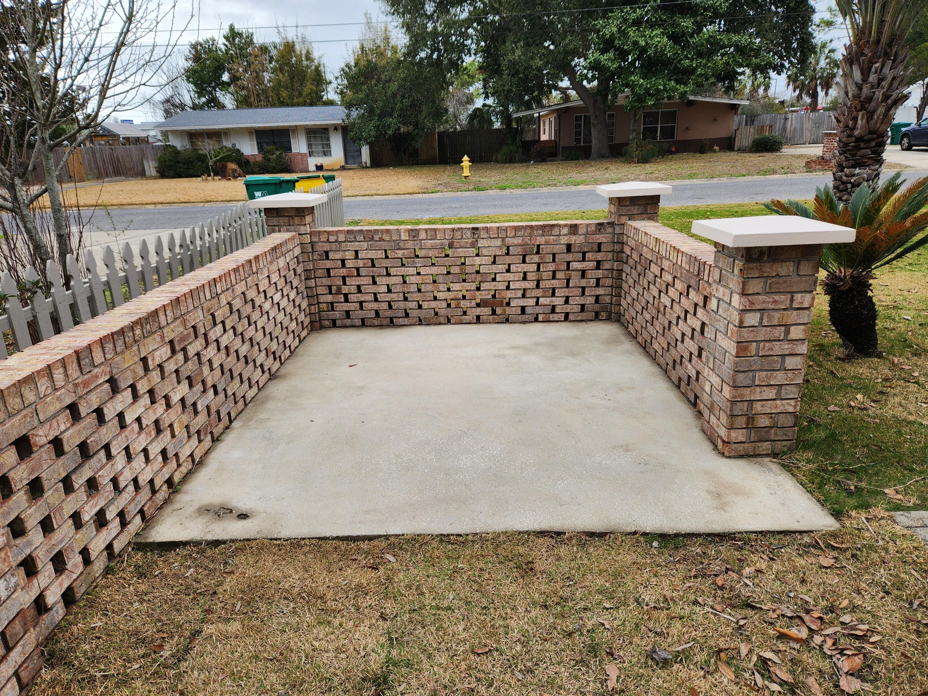 BRYN MAWR PARK 1ST ADD LOT 6 BLK 8 - Residential