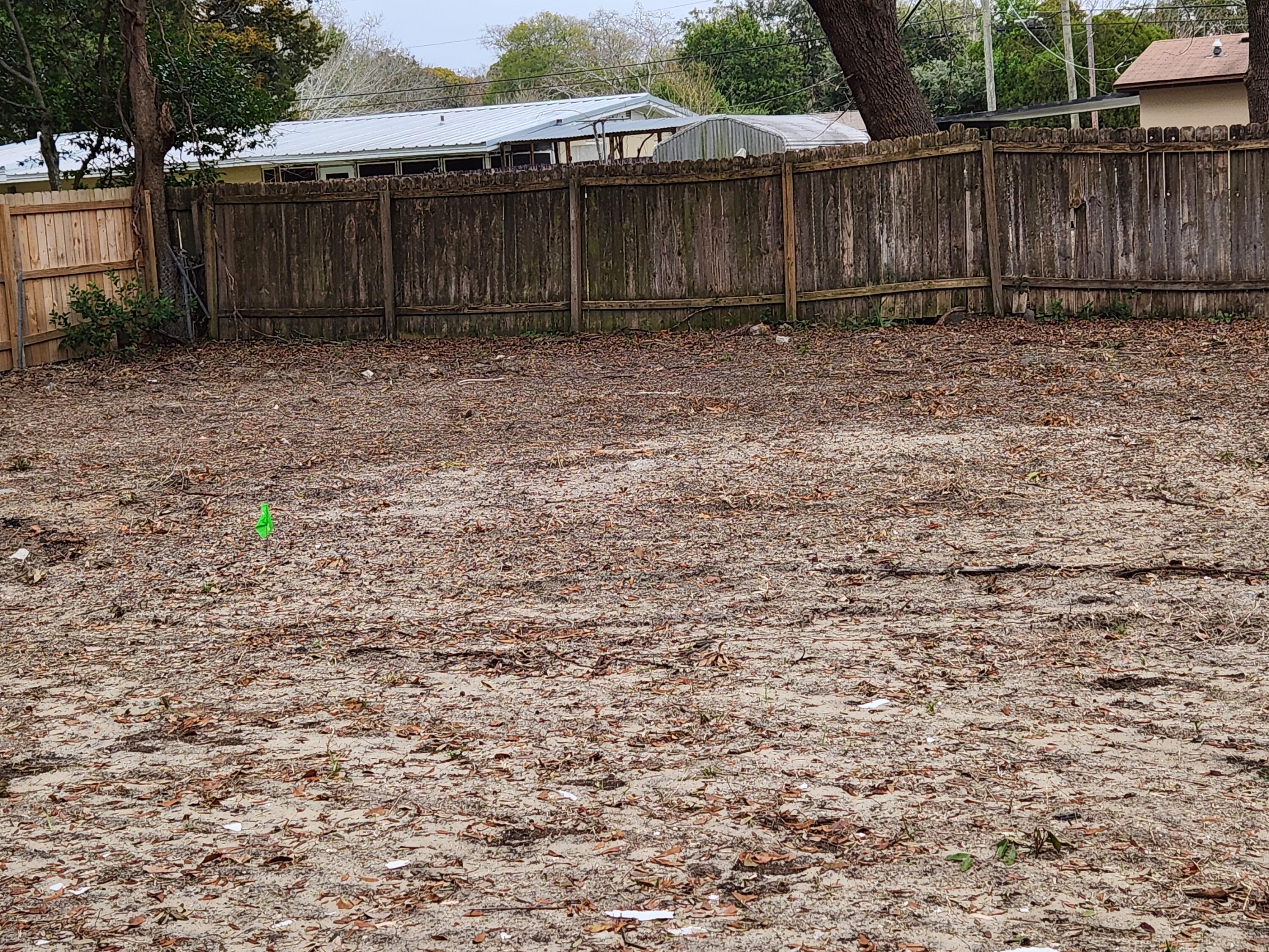 BRYN MAWR PARK 1ST ADD LOT 6 BLK 8 - Residential