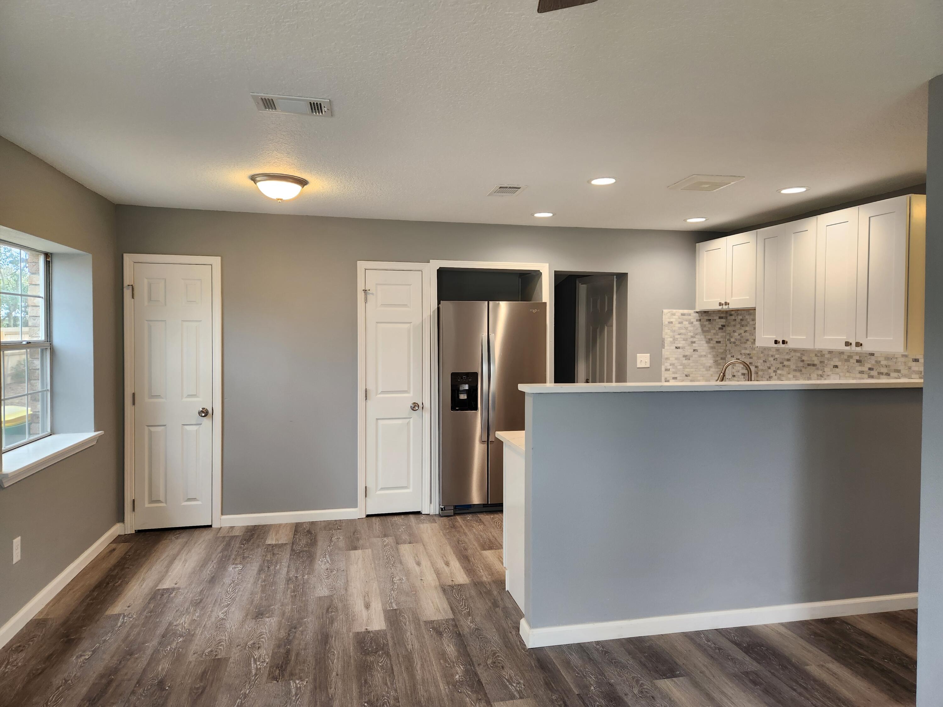 BRYN MAWR PARK 1ST ADD LOT 6 BLK 8 - Residential