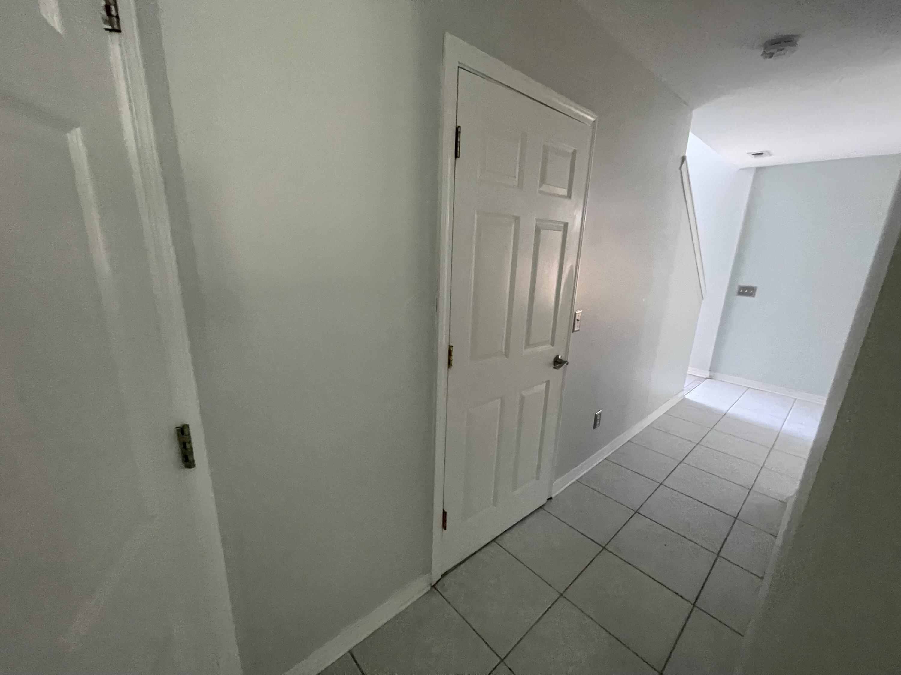 PARKER'S LANDING - Residential Lease