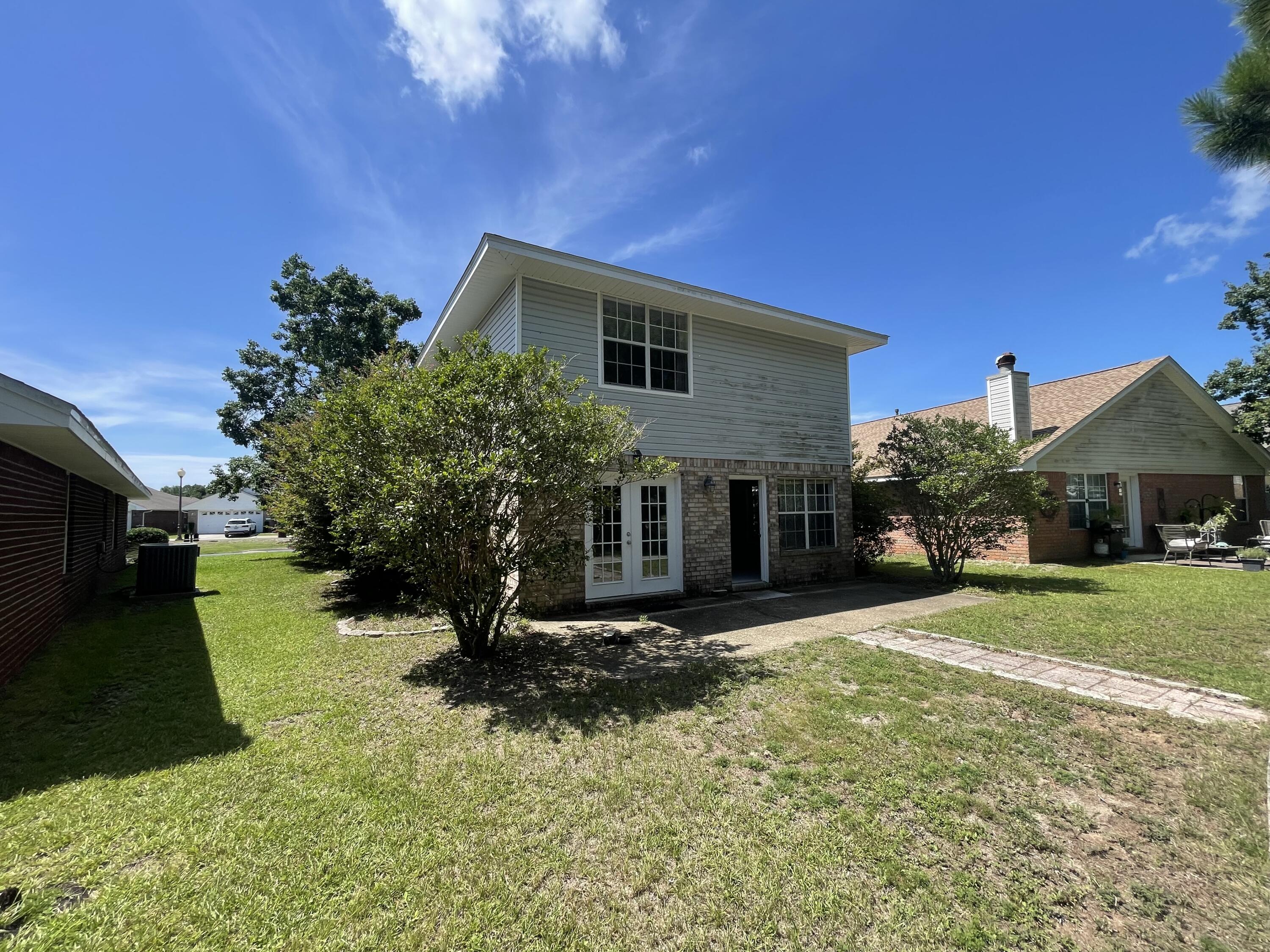 PARKER'S LANDING - Residential Lease