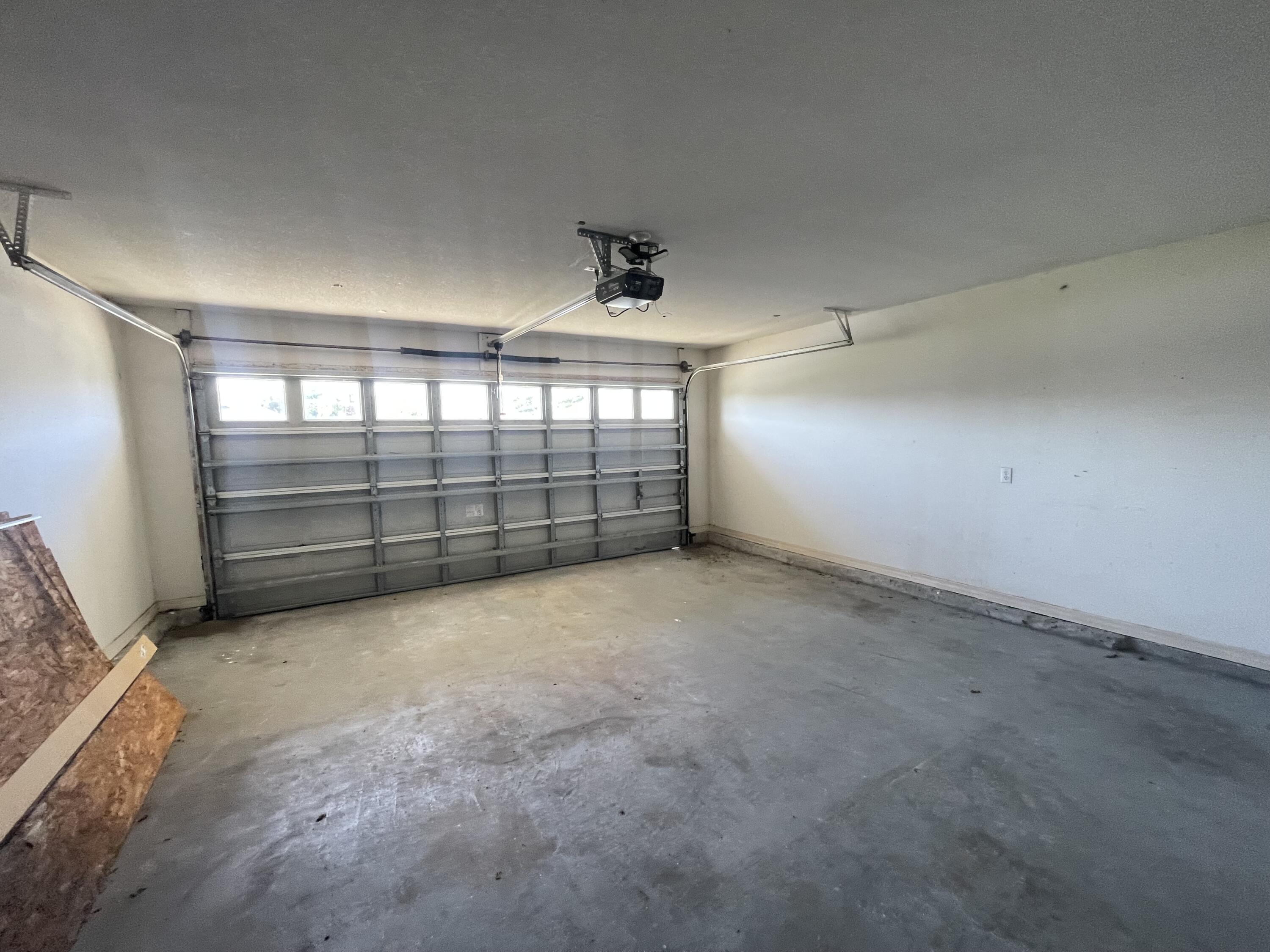 PARKER'S LANDING - Residential Lease