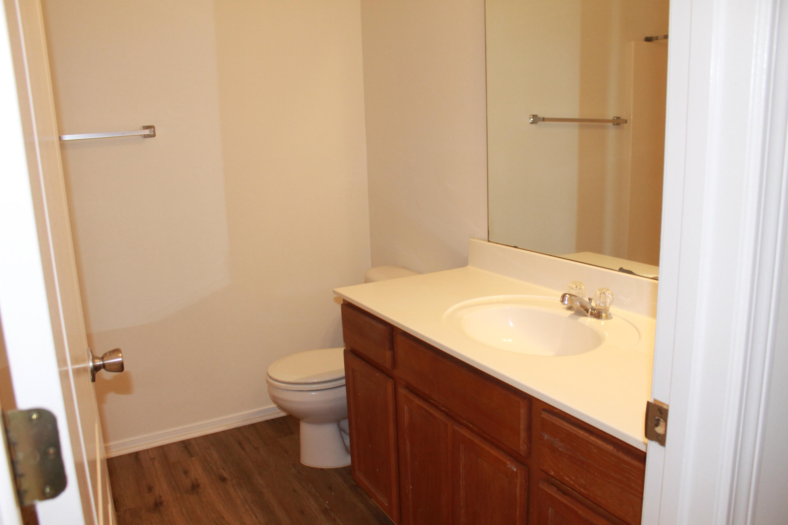 SHAY LIN TOWNHOMES - Residential Lease