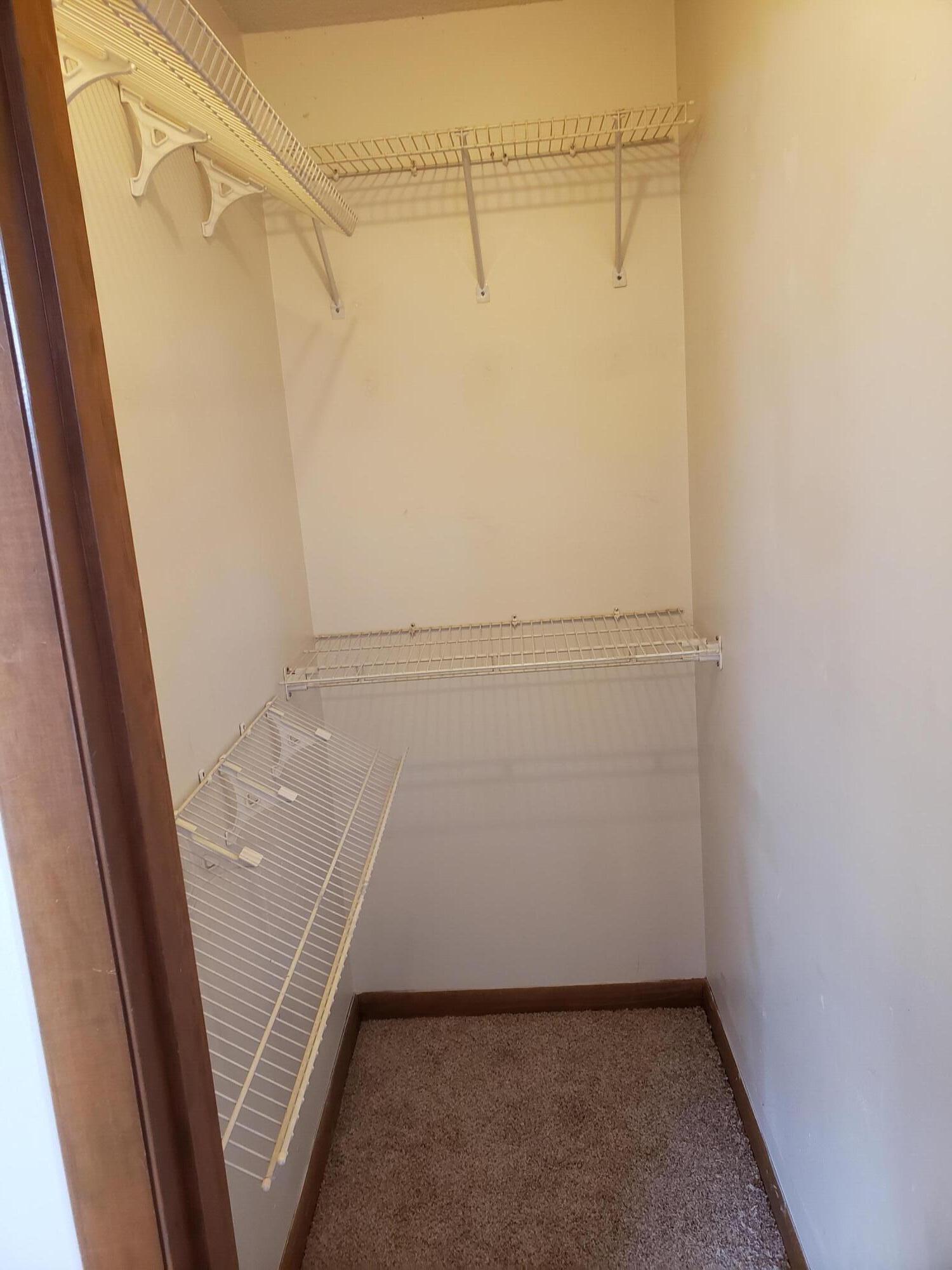 DOWNTOWNER - Residential Lease
