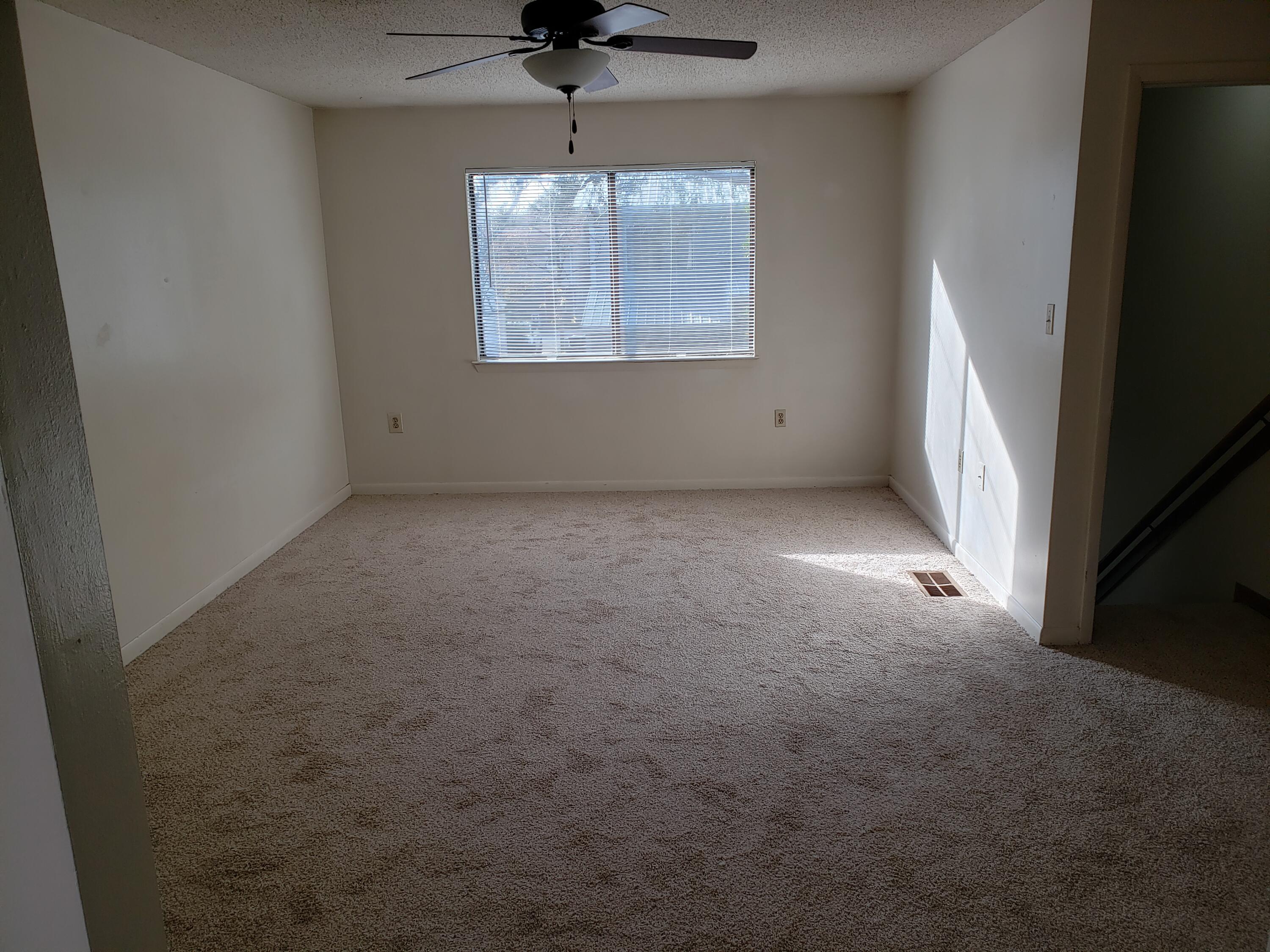DOWNTOWNER - Residential Lease