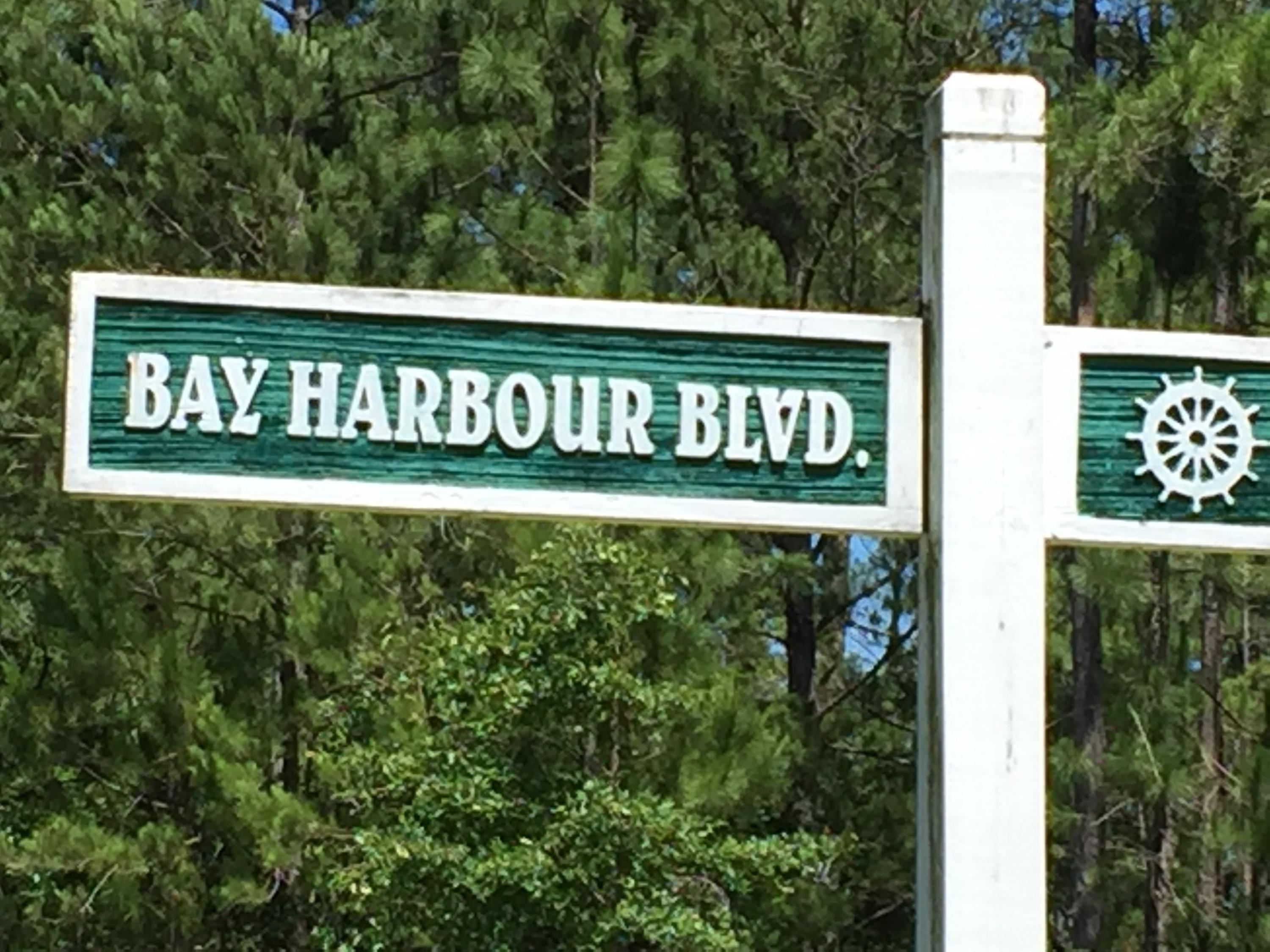 BAY HARBOUR - Land
