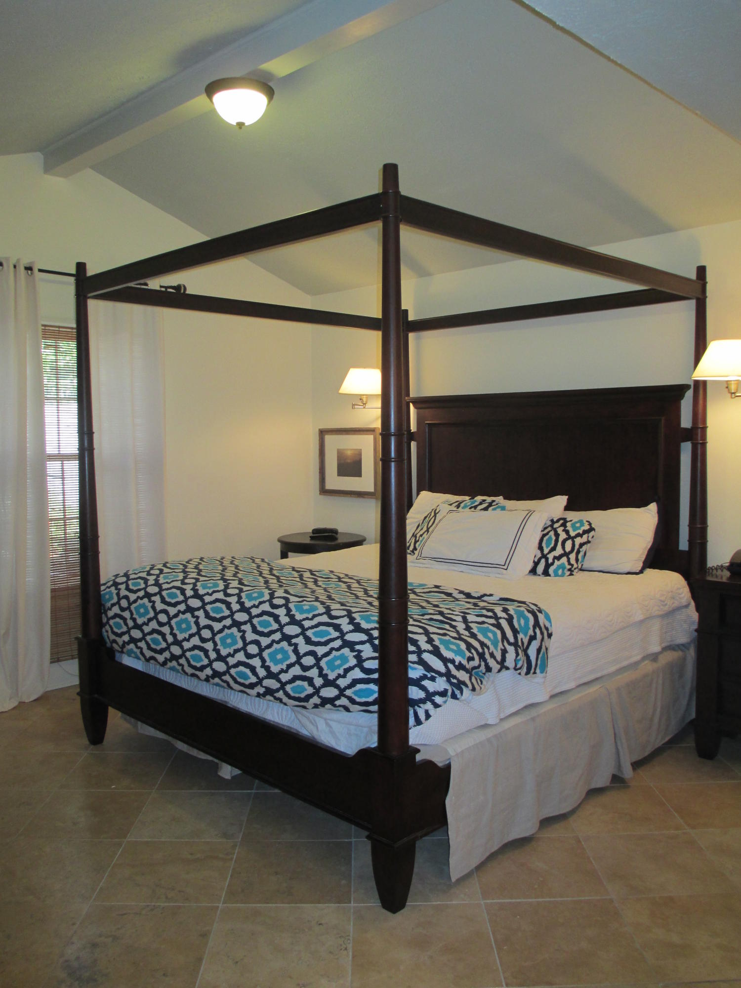 SEAGROVE SHORES 4TH ADD - Residential