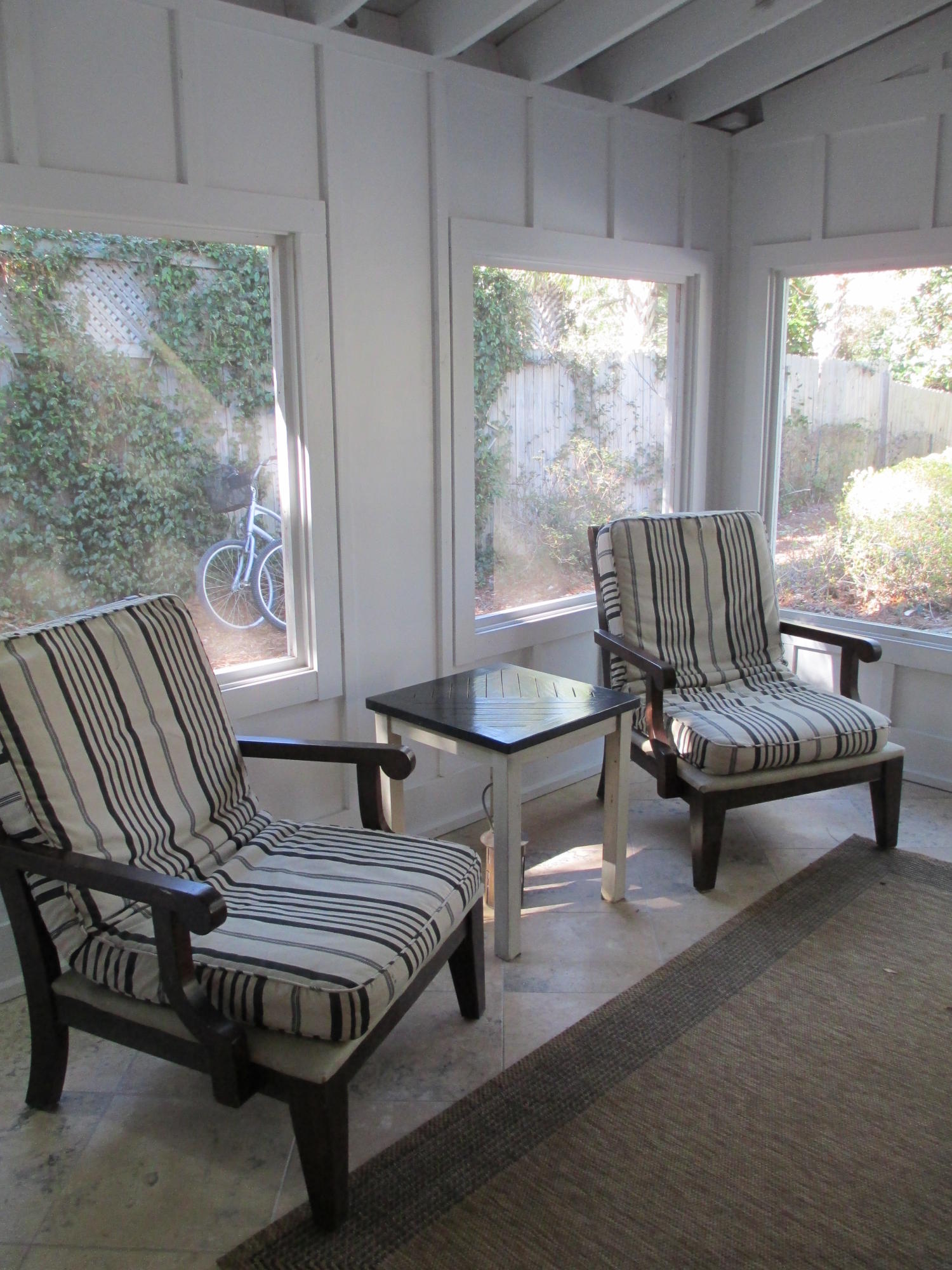 SEAGROVE SHORES 4TH ADD - Residential