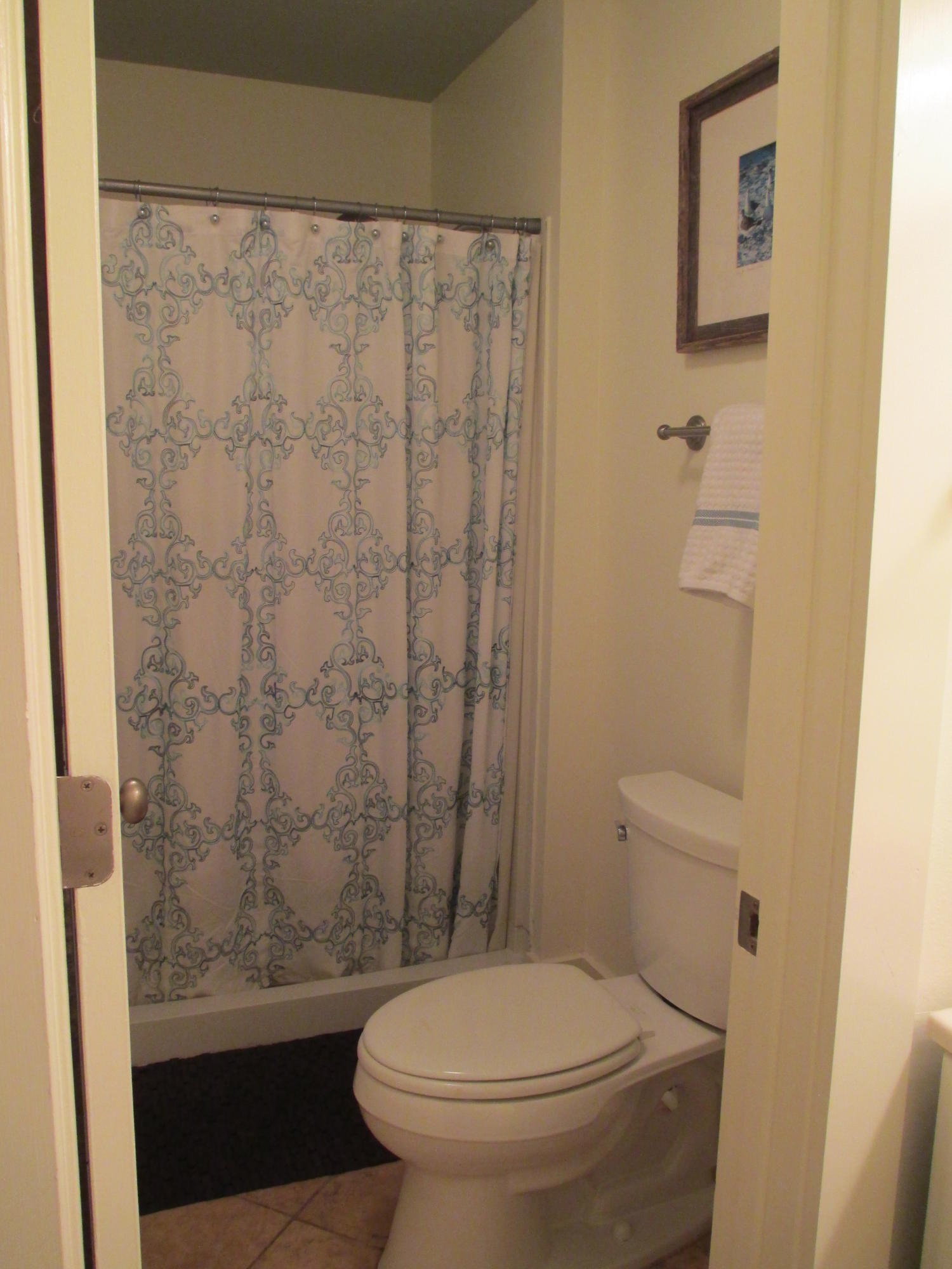 SEAGROVE SHORES 4TH ADD - Residential