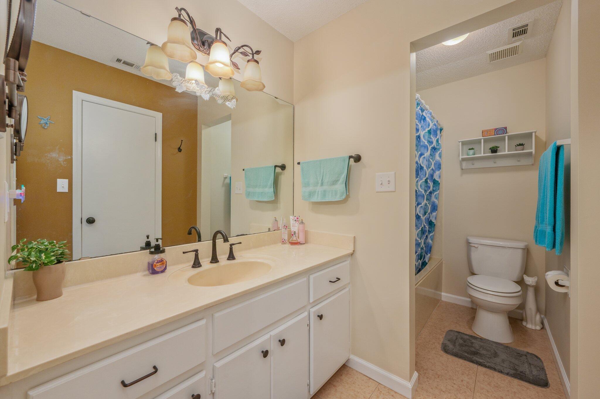 Lot 14 Cottonwood Est. - Residential