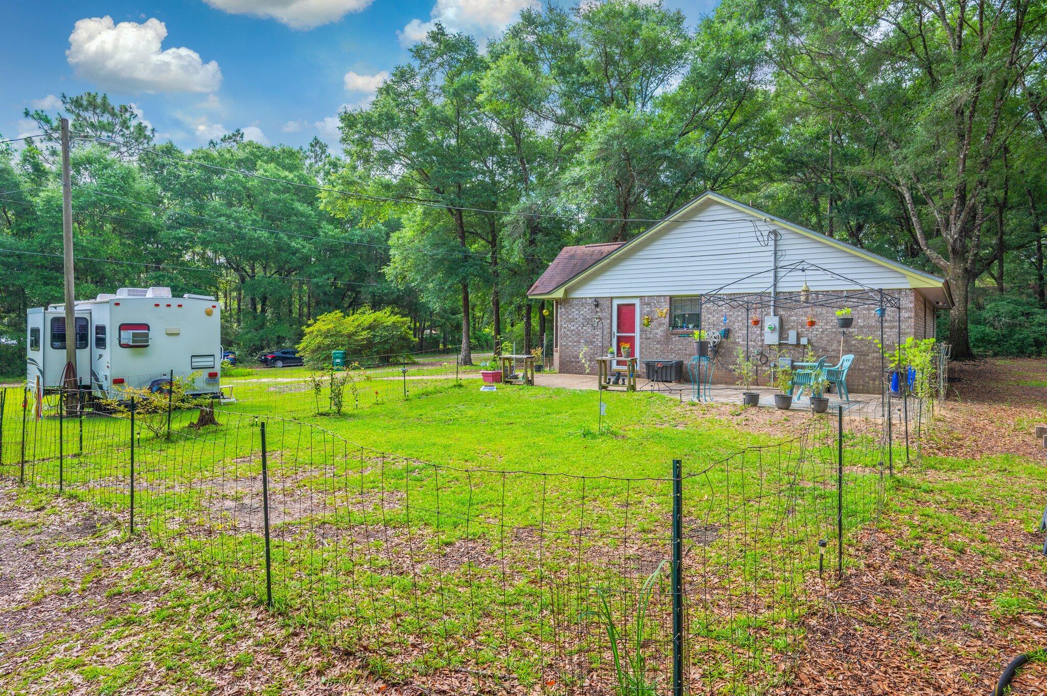 Lot 14 Cottonwood Est. - Residential