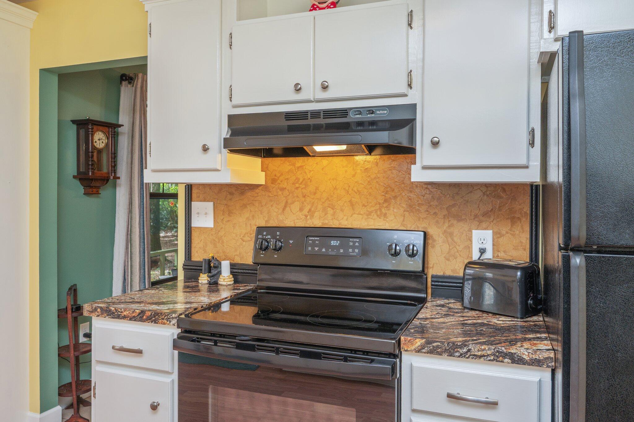 Lot 14 Cottonwood Est. - Residential