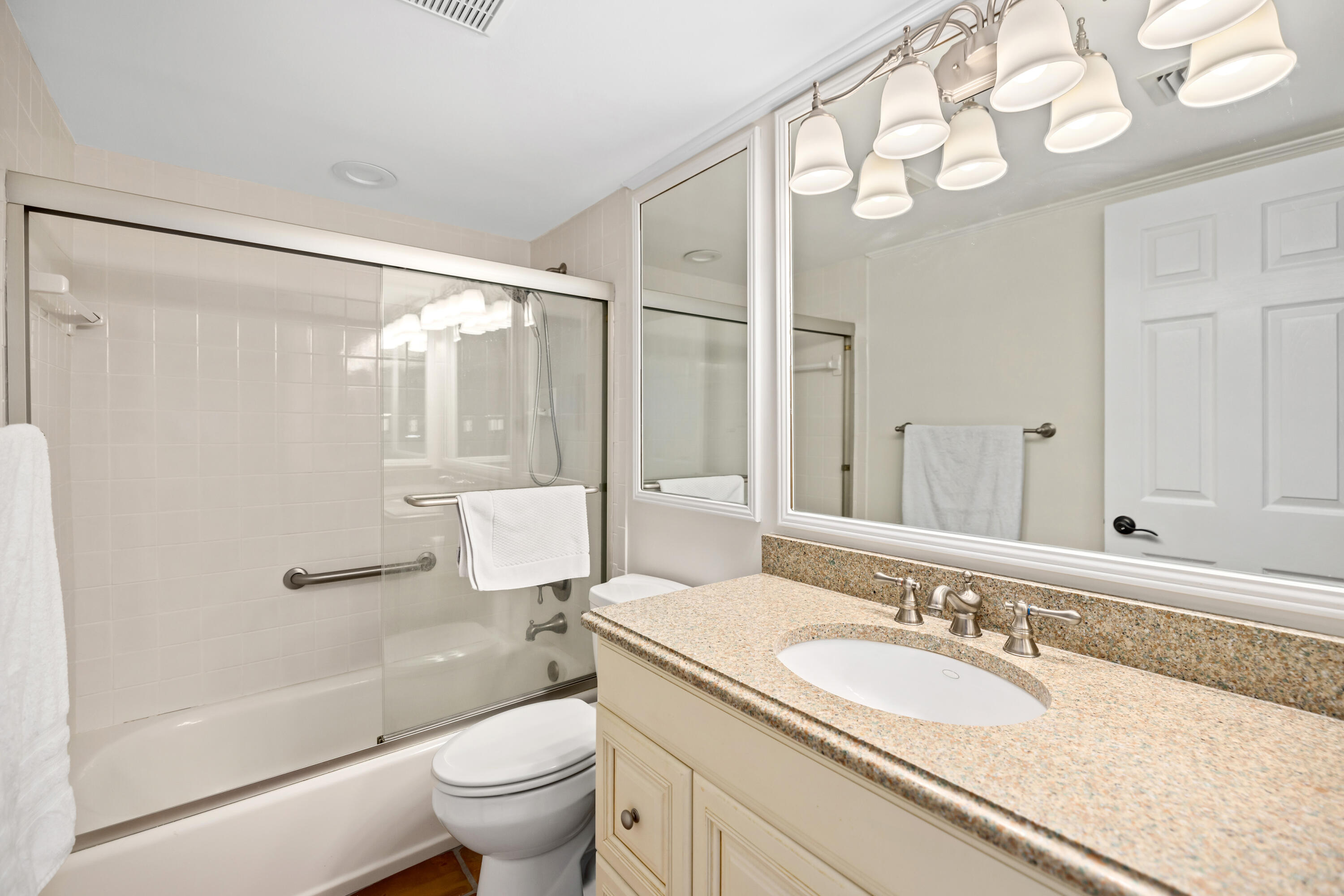 GRAND MARINER PH 1 - Residential