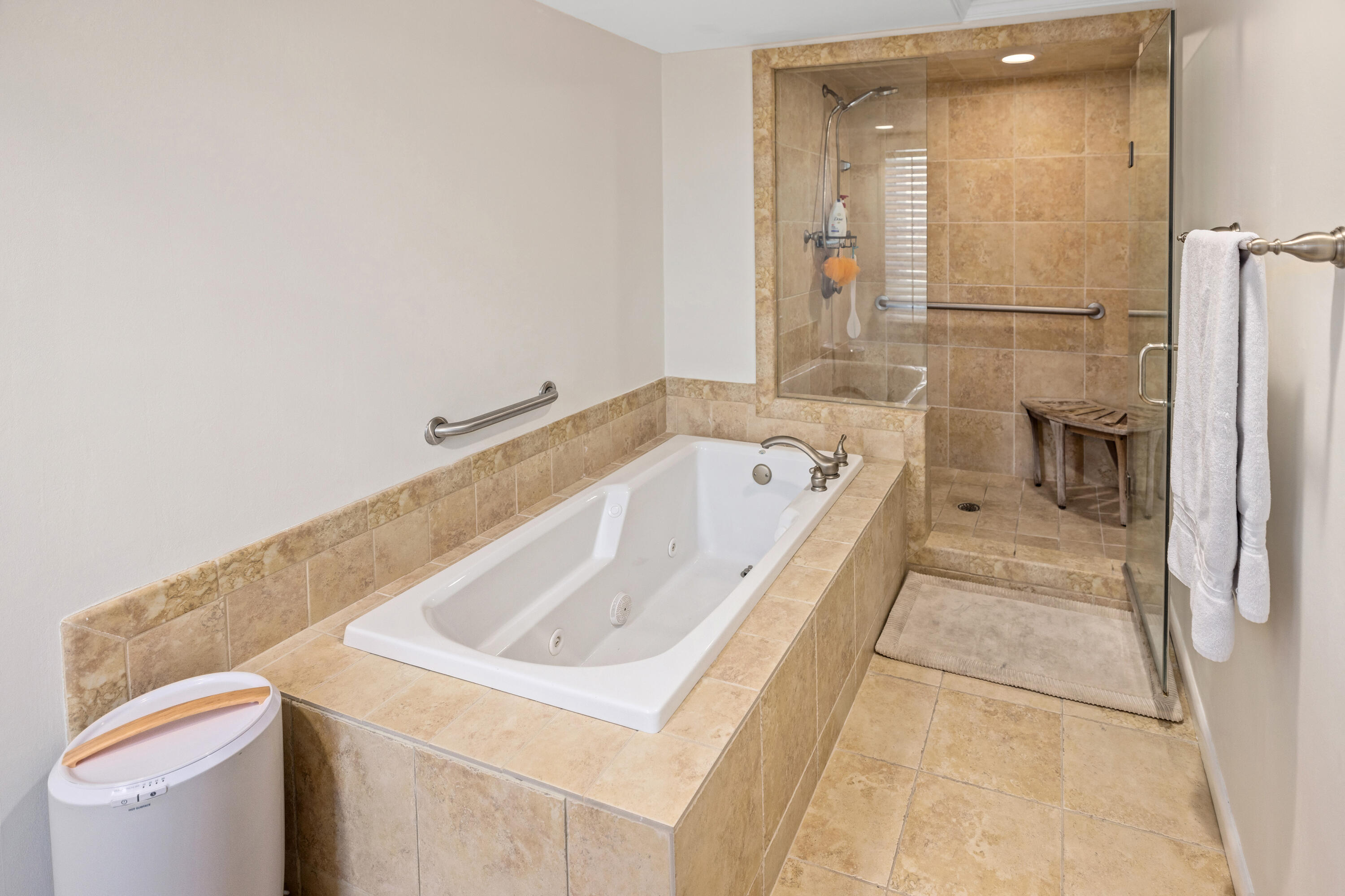 GRAND MARINER PH 1 - Residential