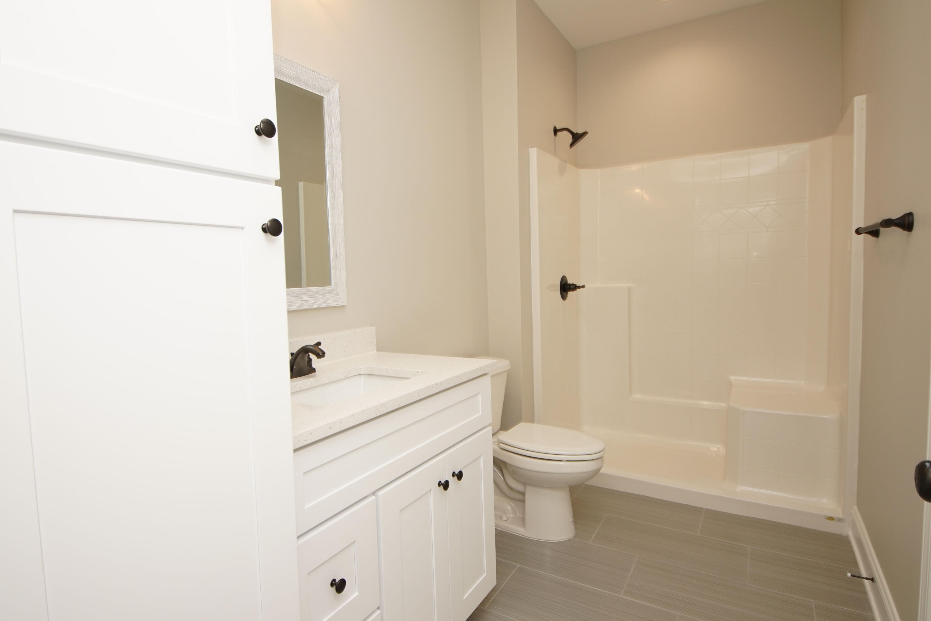 10th Add Elliotts Point - Residential