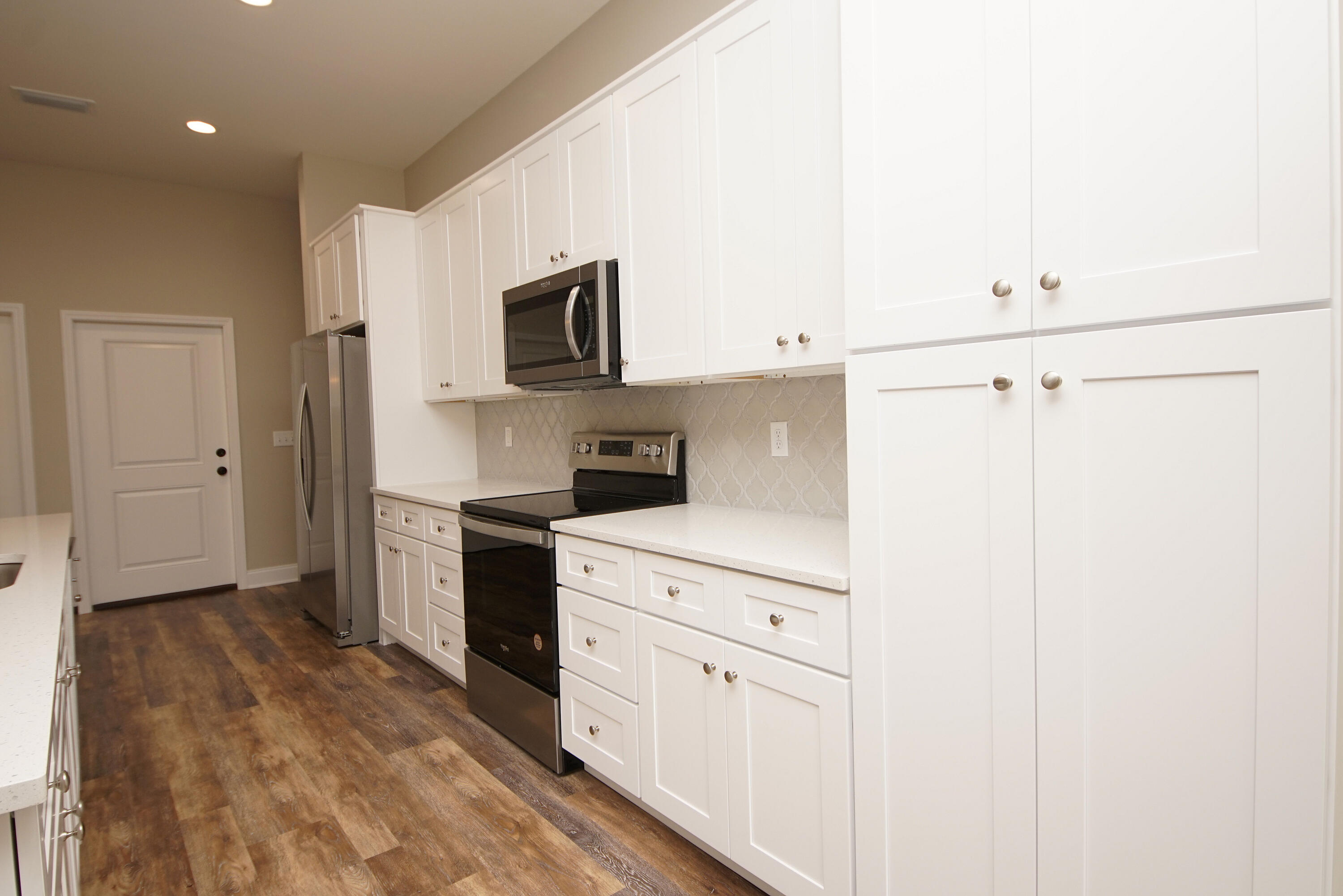 10th Add Elliotts Point - Residential