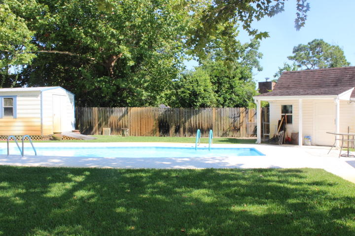 TIMBERLAKE ESTATES - Residential