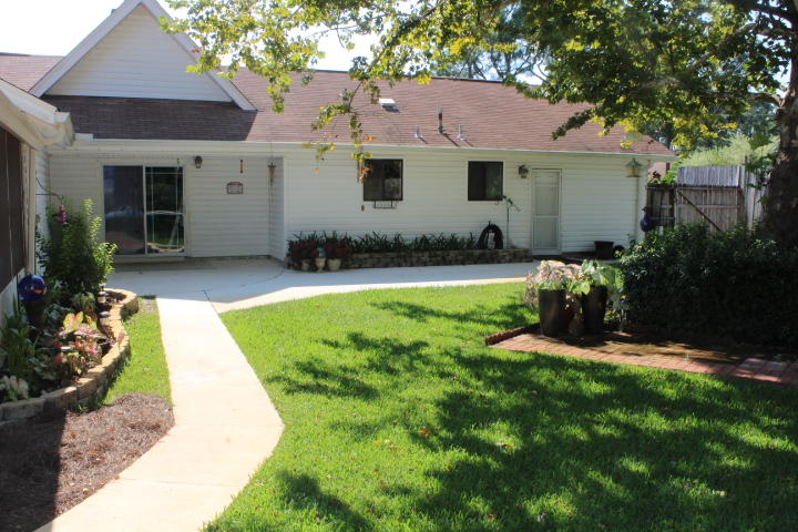 TIMBERLAKE ESTATES - Residential