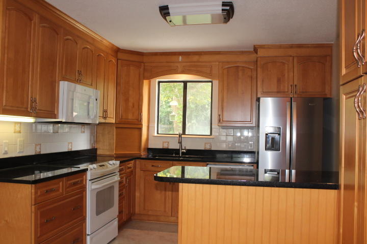 TIMBERLAKE ESTATES - Residential