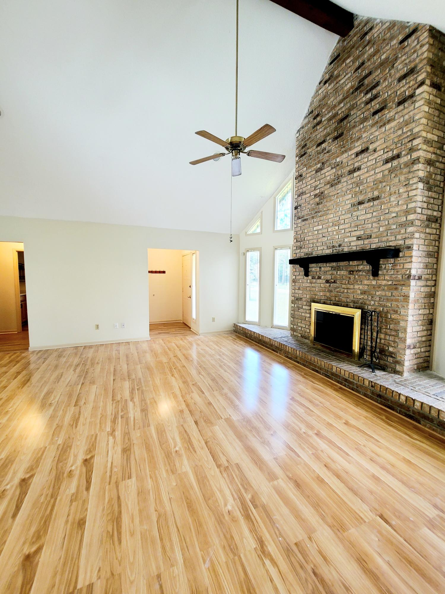 TIMBERLAKE ESTATES - Residential