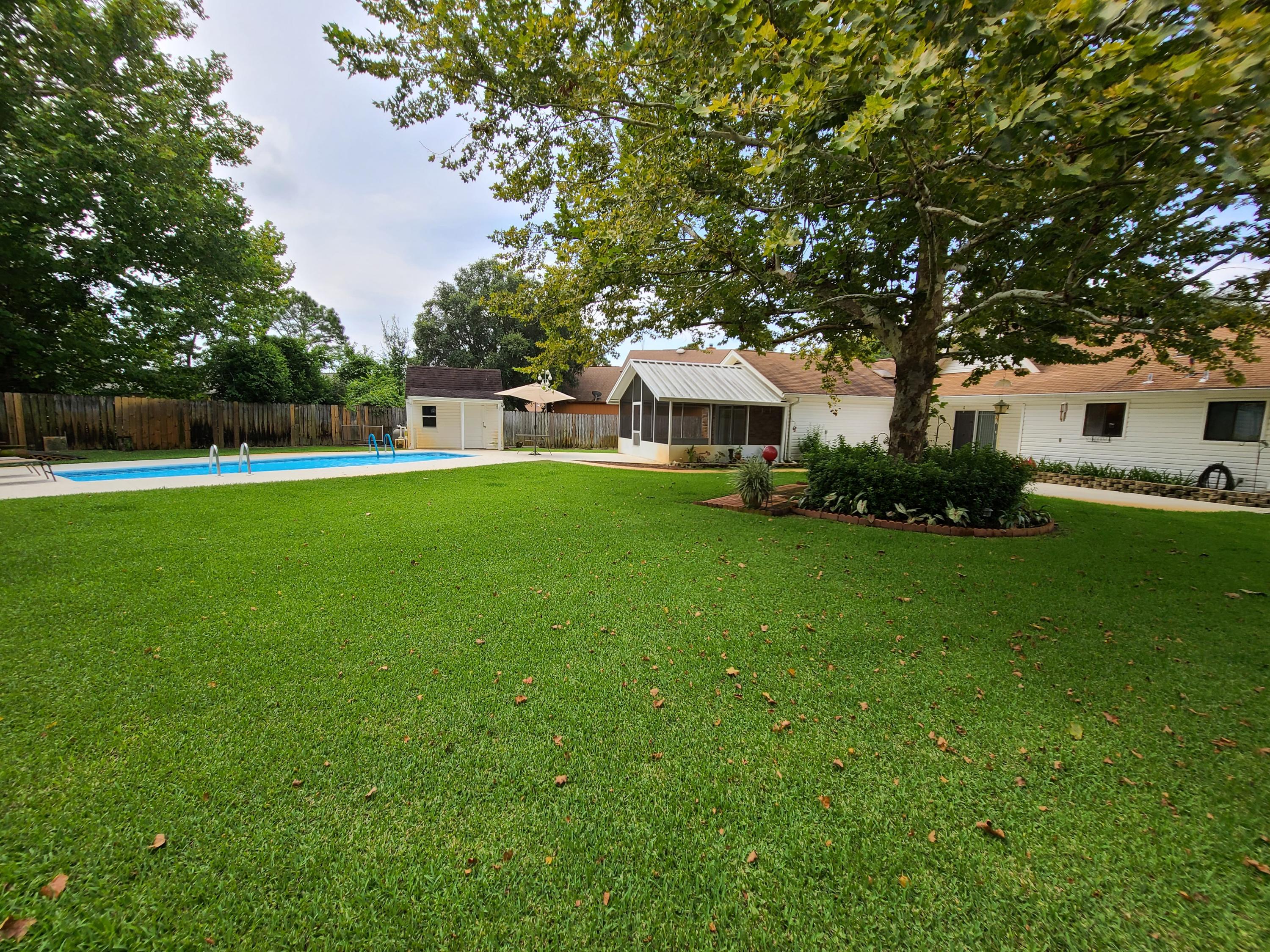 TIMBERLAKE ESTATES - Residential