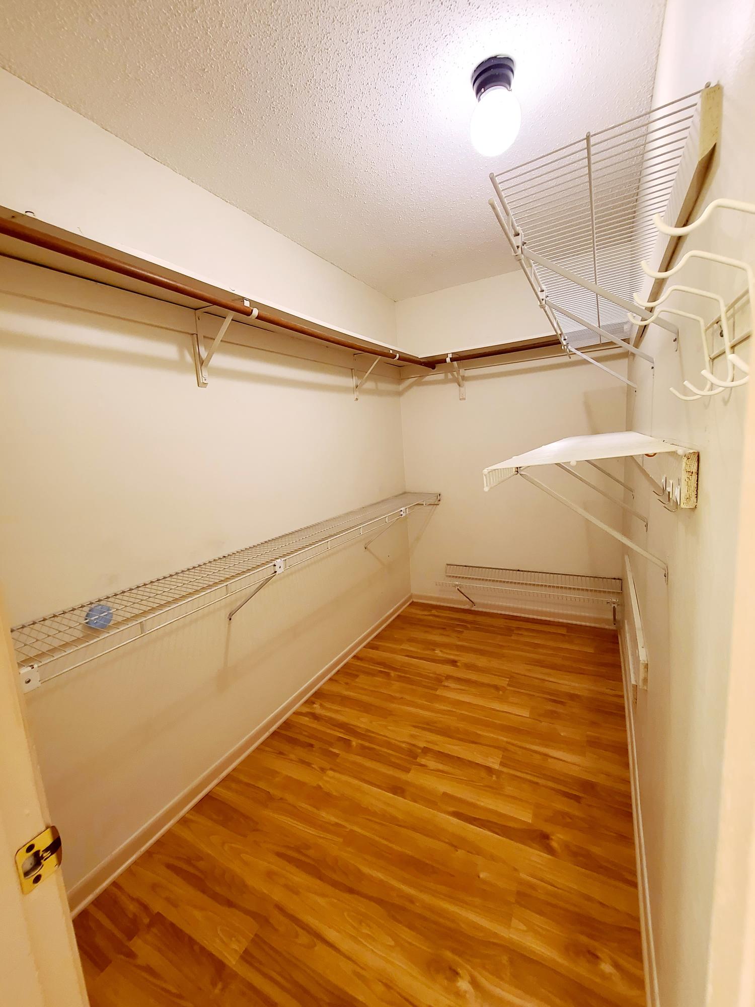 TIMBERLAKE ESTATES - Residential