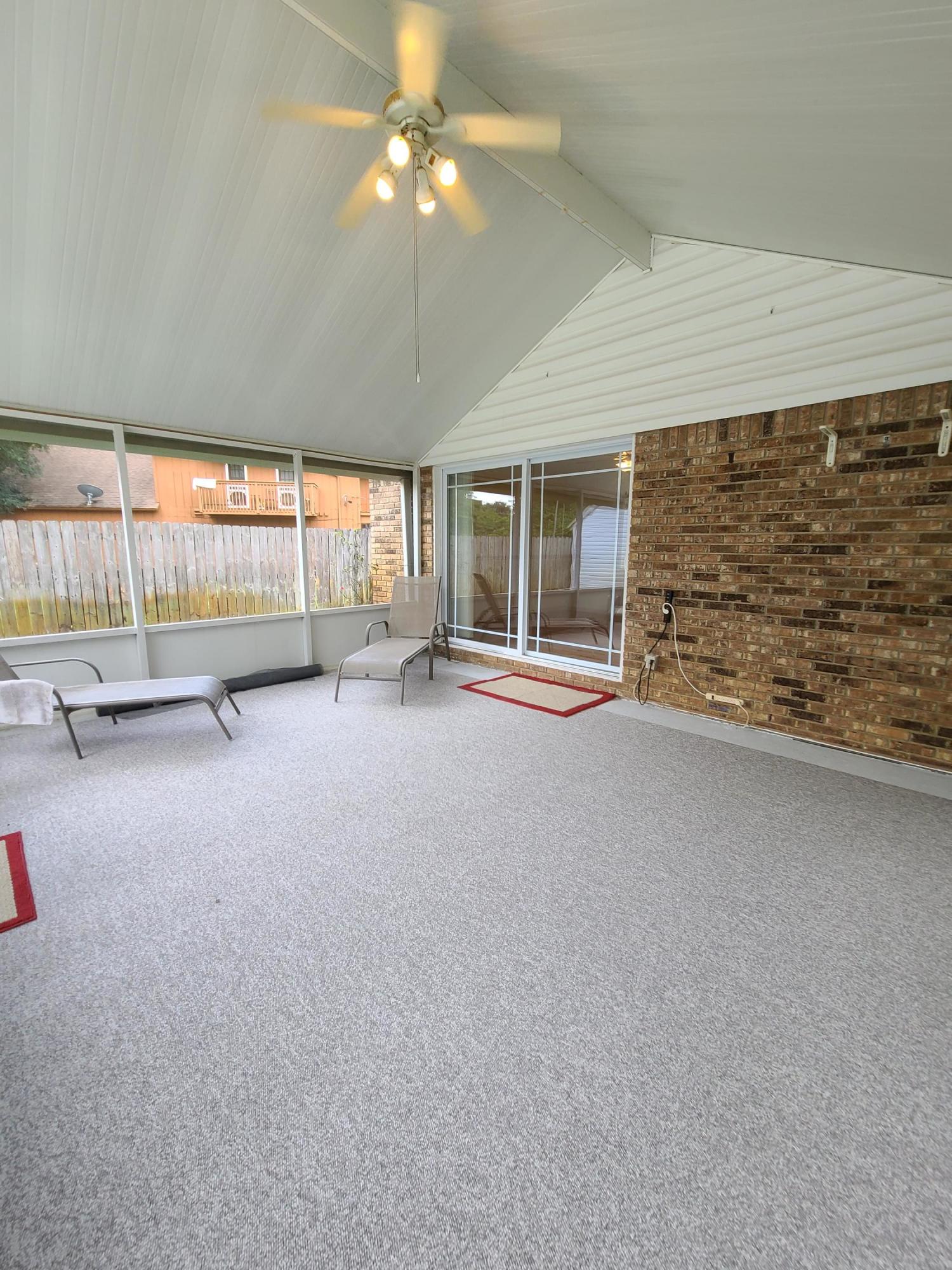 TIMBERLAKE ESTATES - Residential