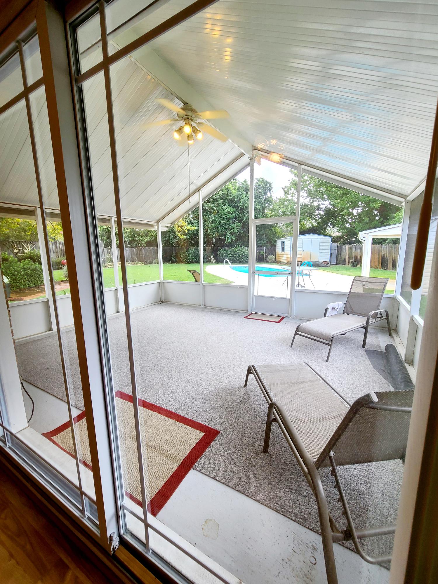 TIMBERLAKE ESTATES - Residential