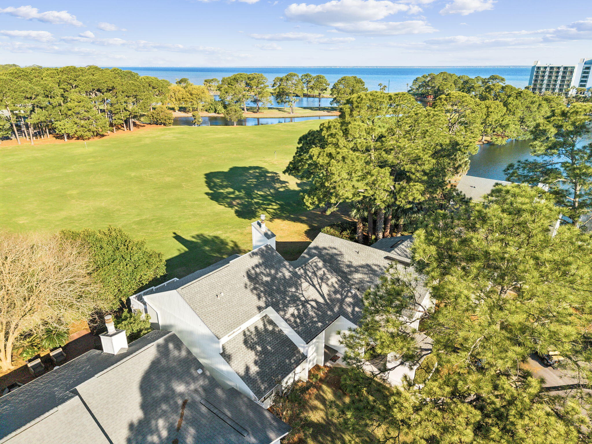 LINKSIDE VILLAGE UNIT 1 - Residential