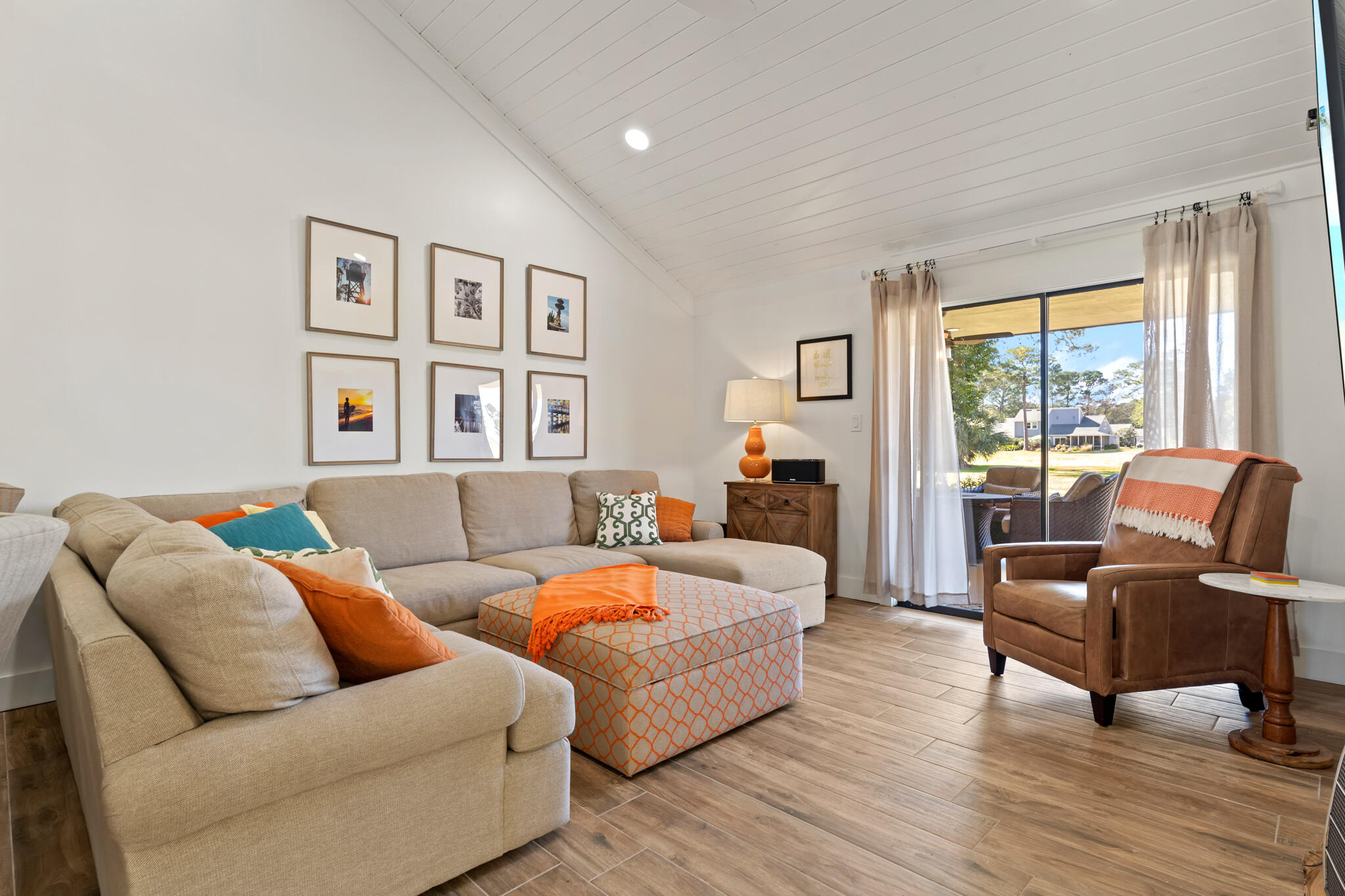 LINKSIDE VILLAGE UNIT 1 - Residential