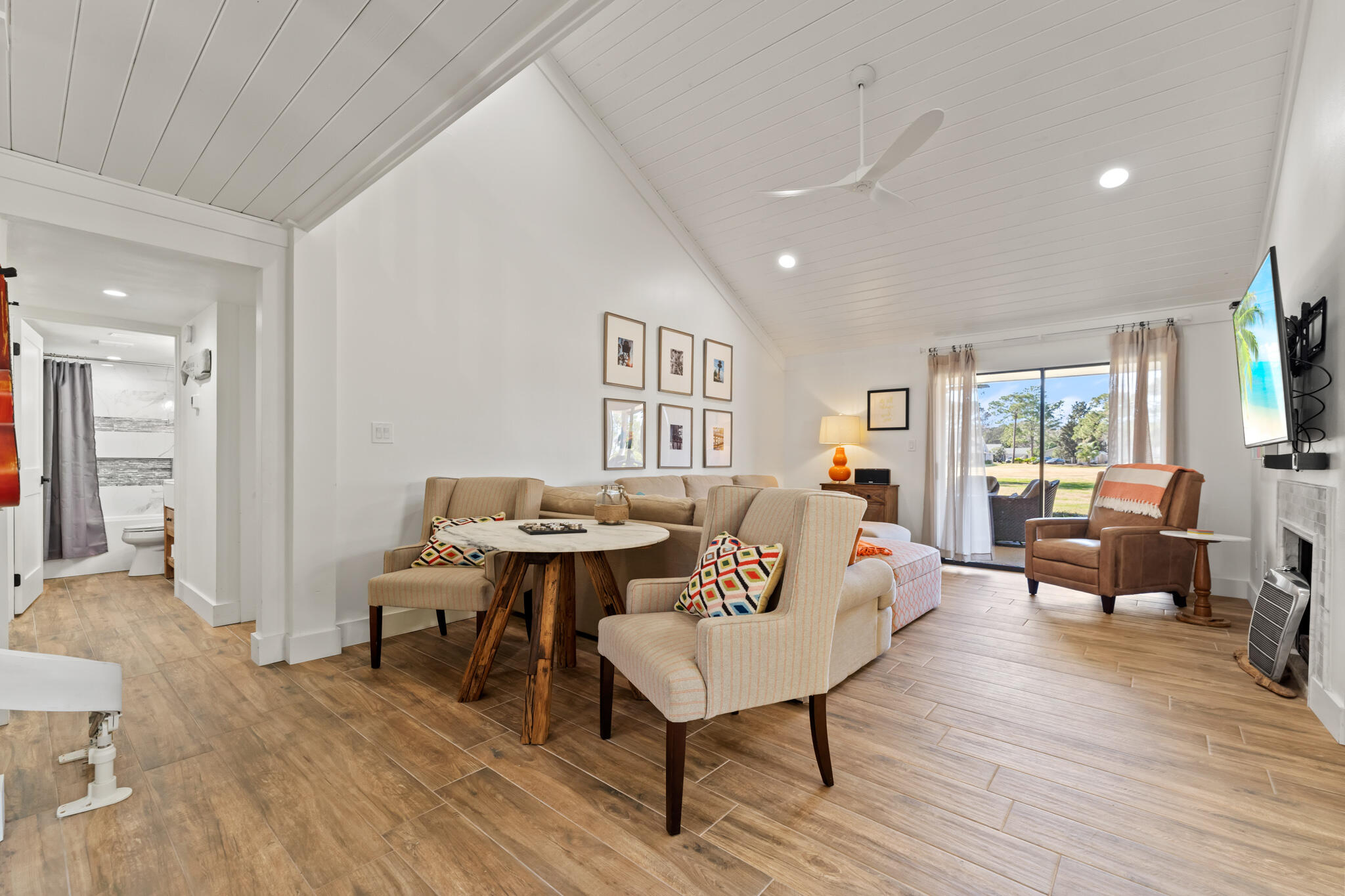 LINKSIDE VILLAGE UNIT 1 - Residential