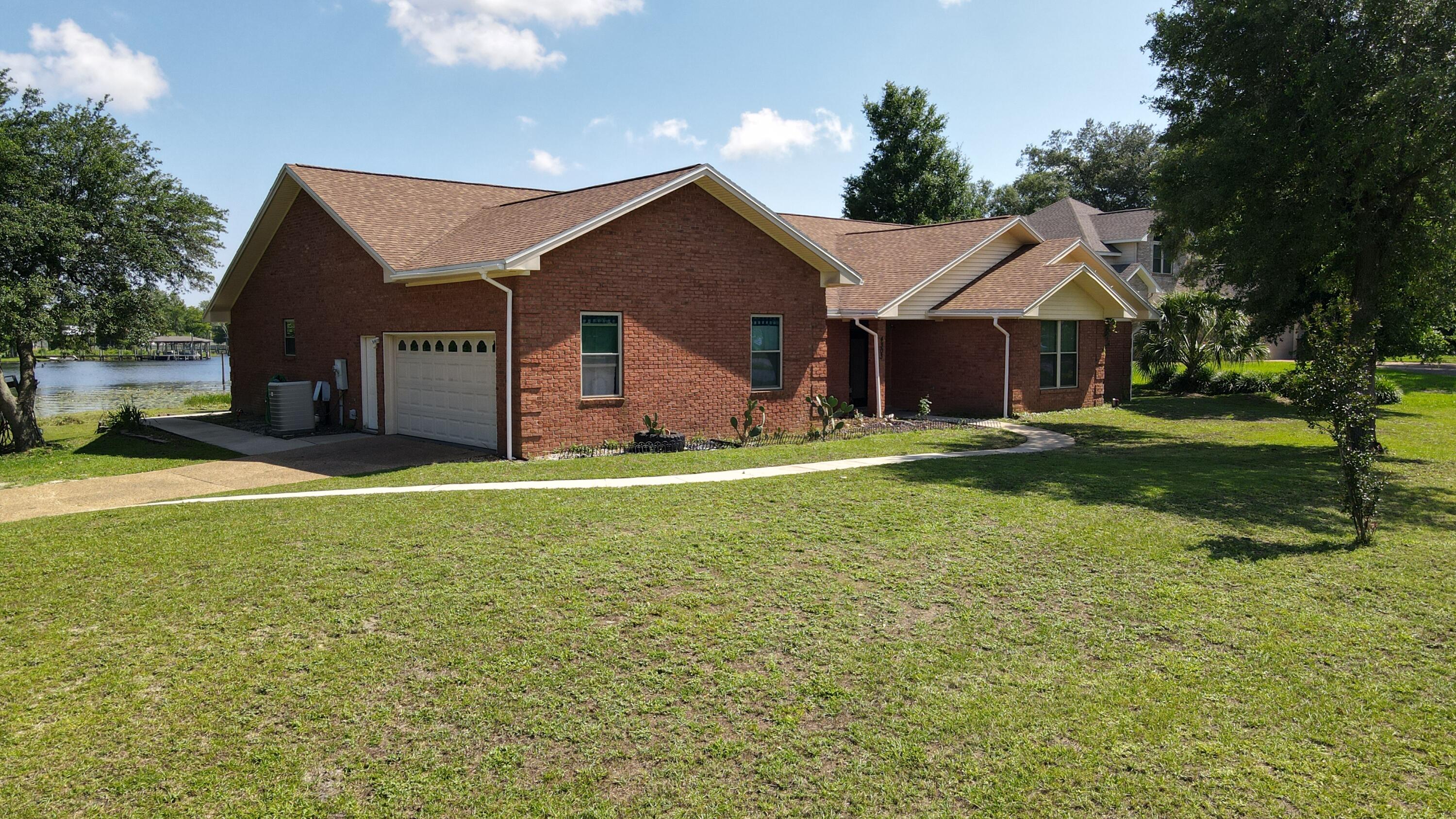 WOODMERE - Residential