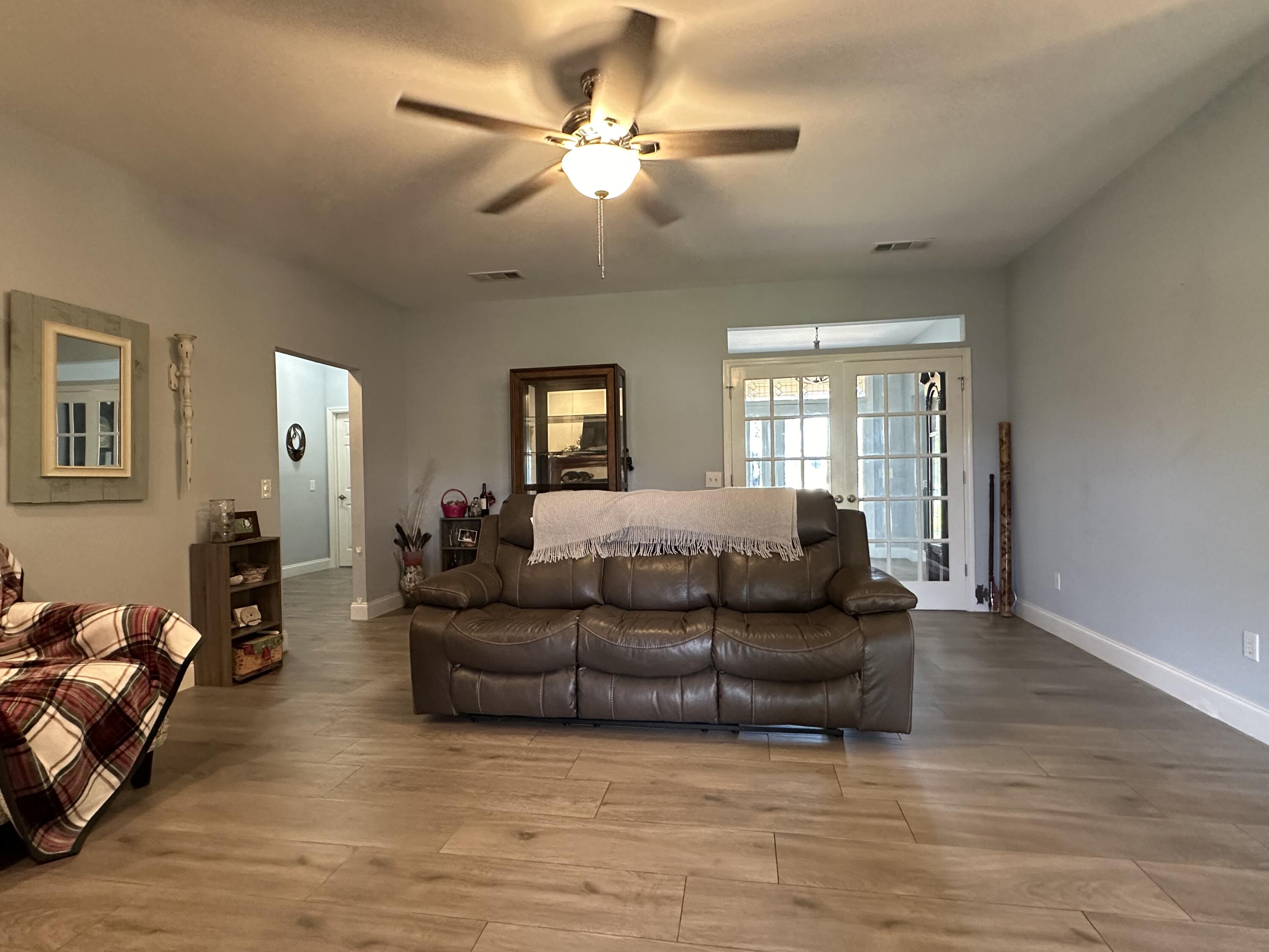 WOODMERE - Residential