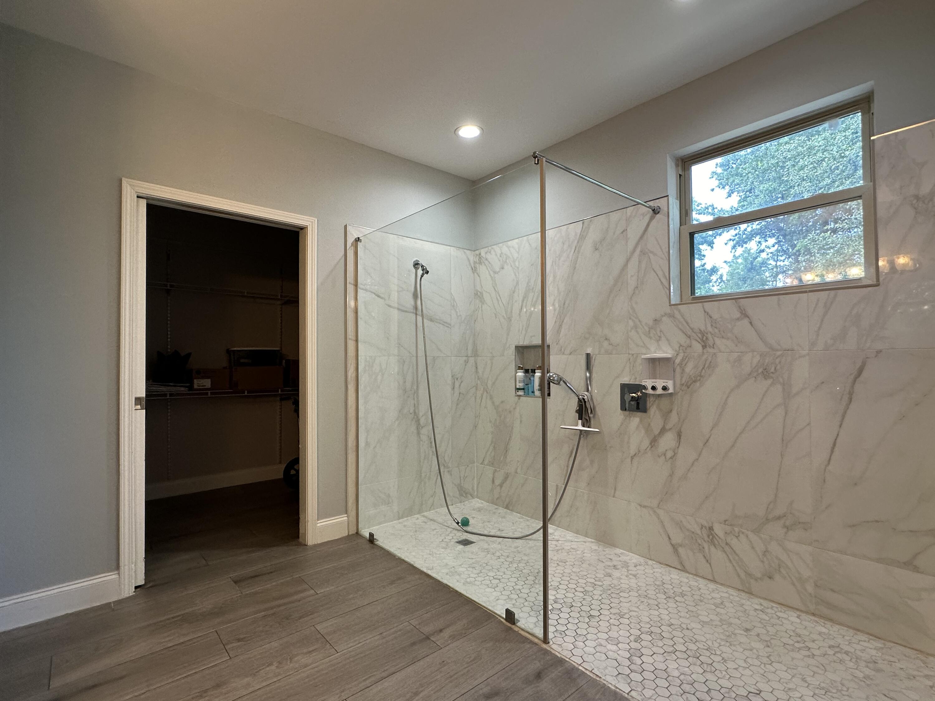 WOODMERE - Residential