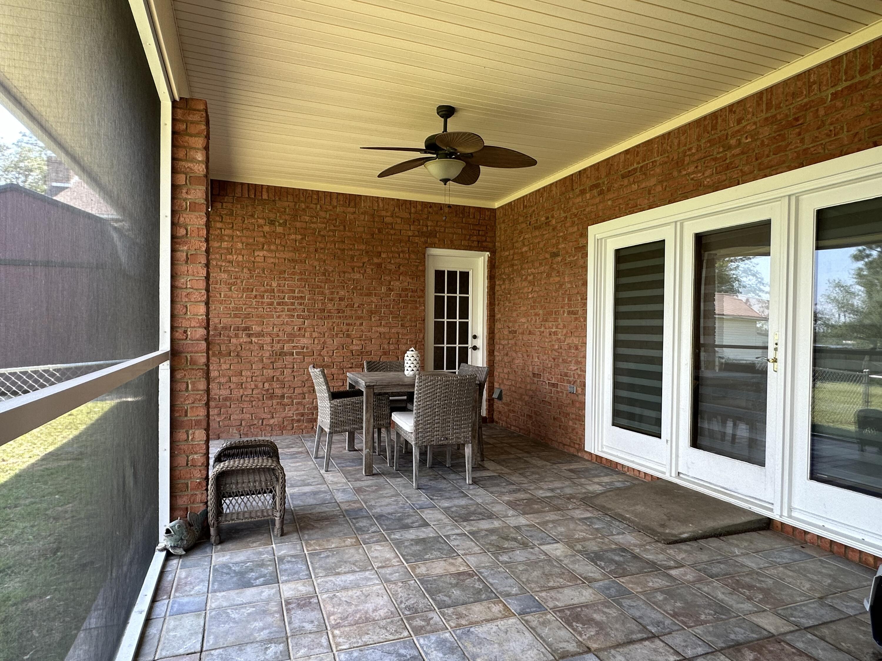 WOODMERE - Residential