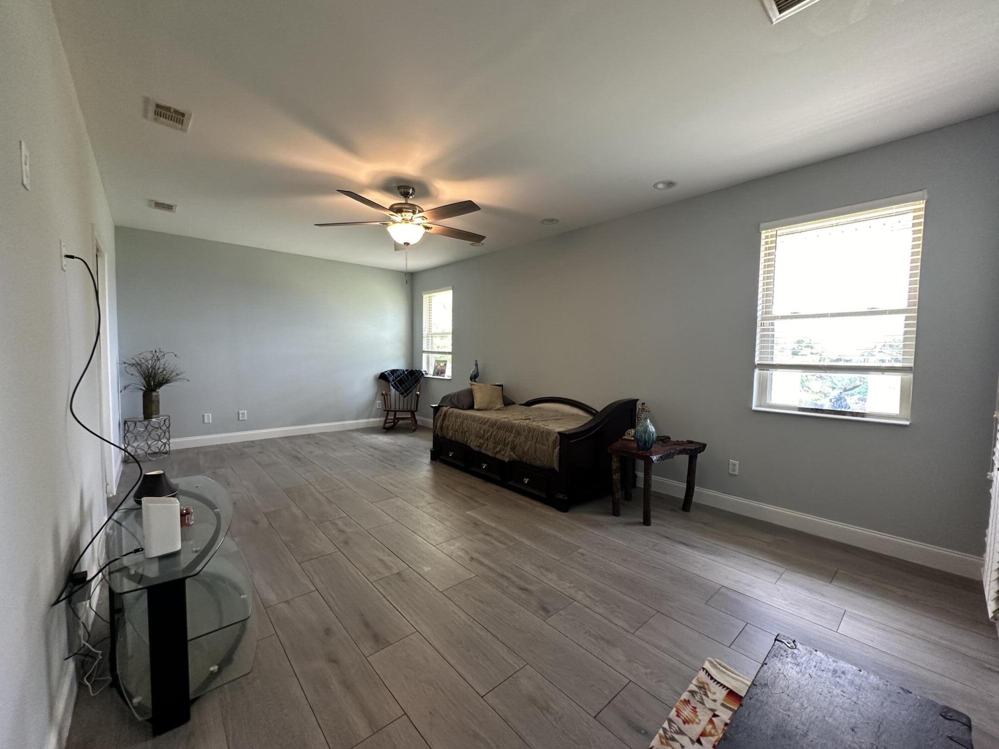 WOODMERE - Residential