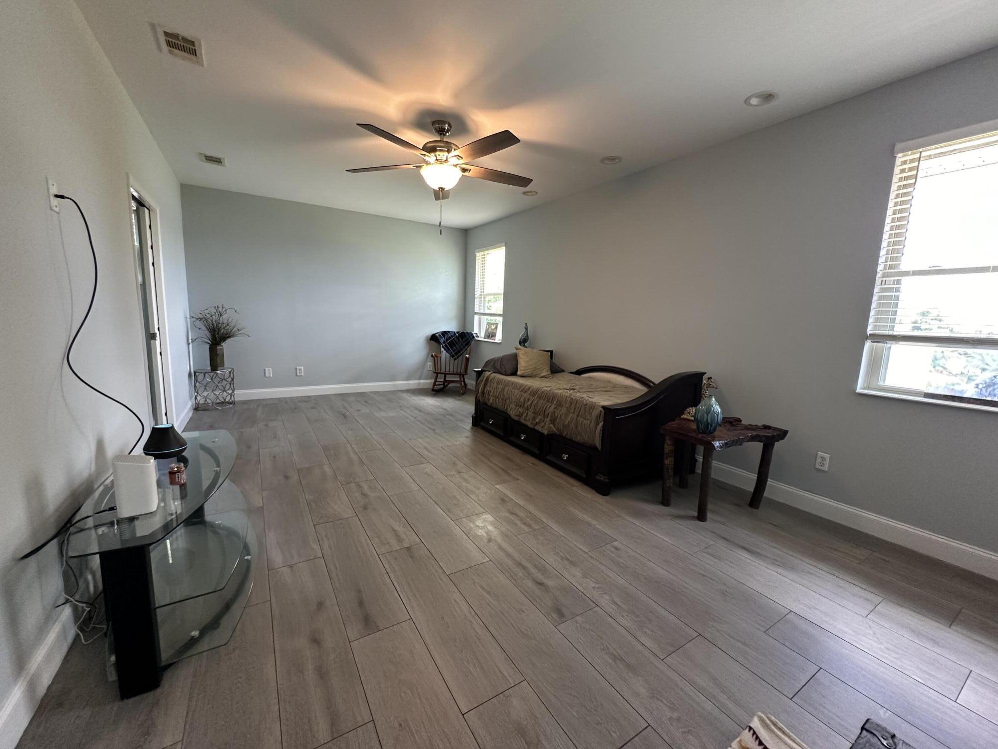 WOODMERE - Residential