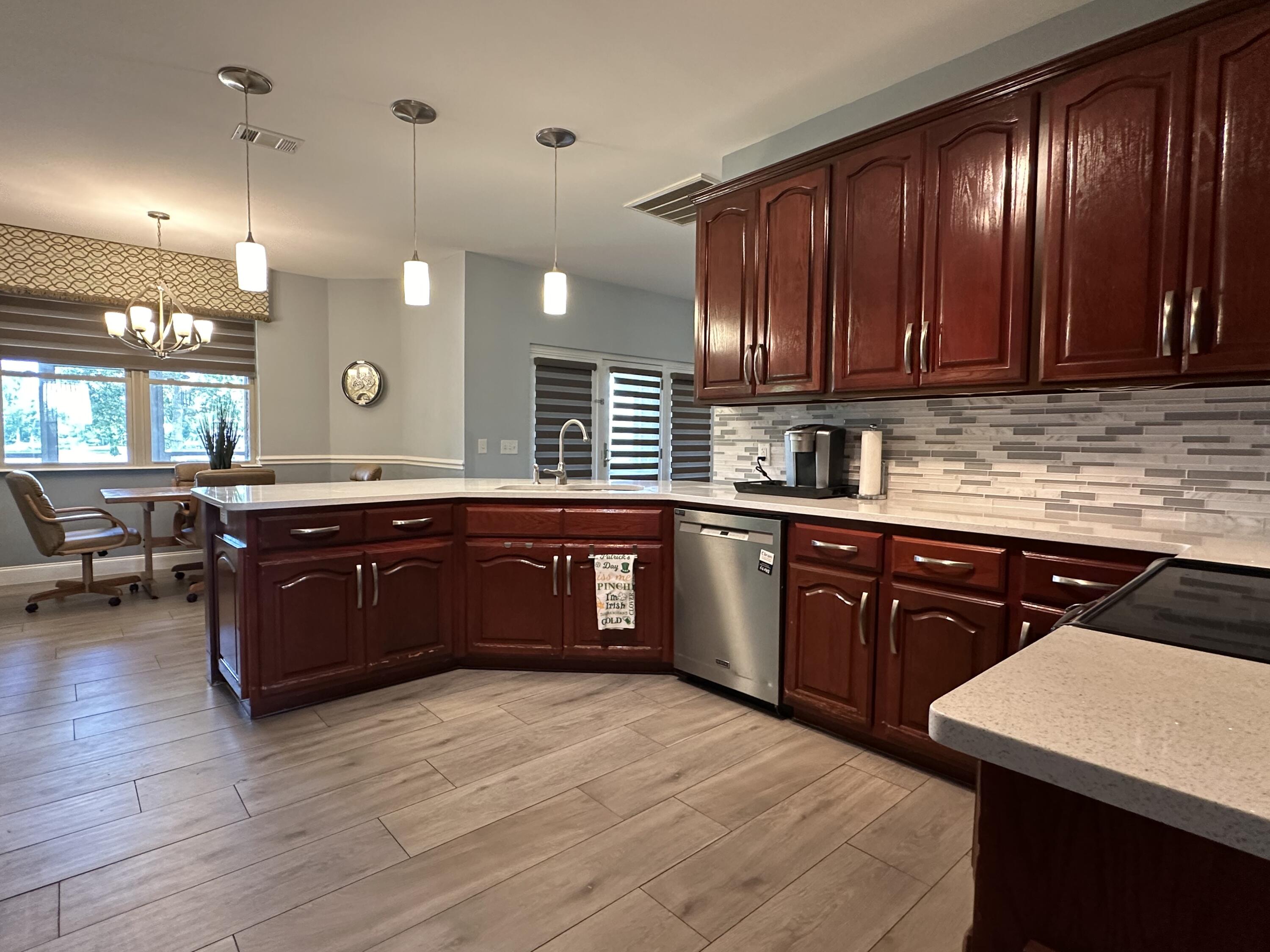 WOODMERE - Residential