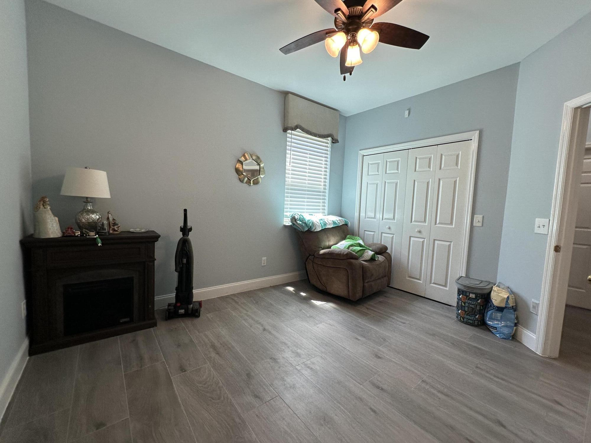 WOODMERE - Residential