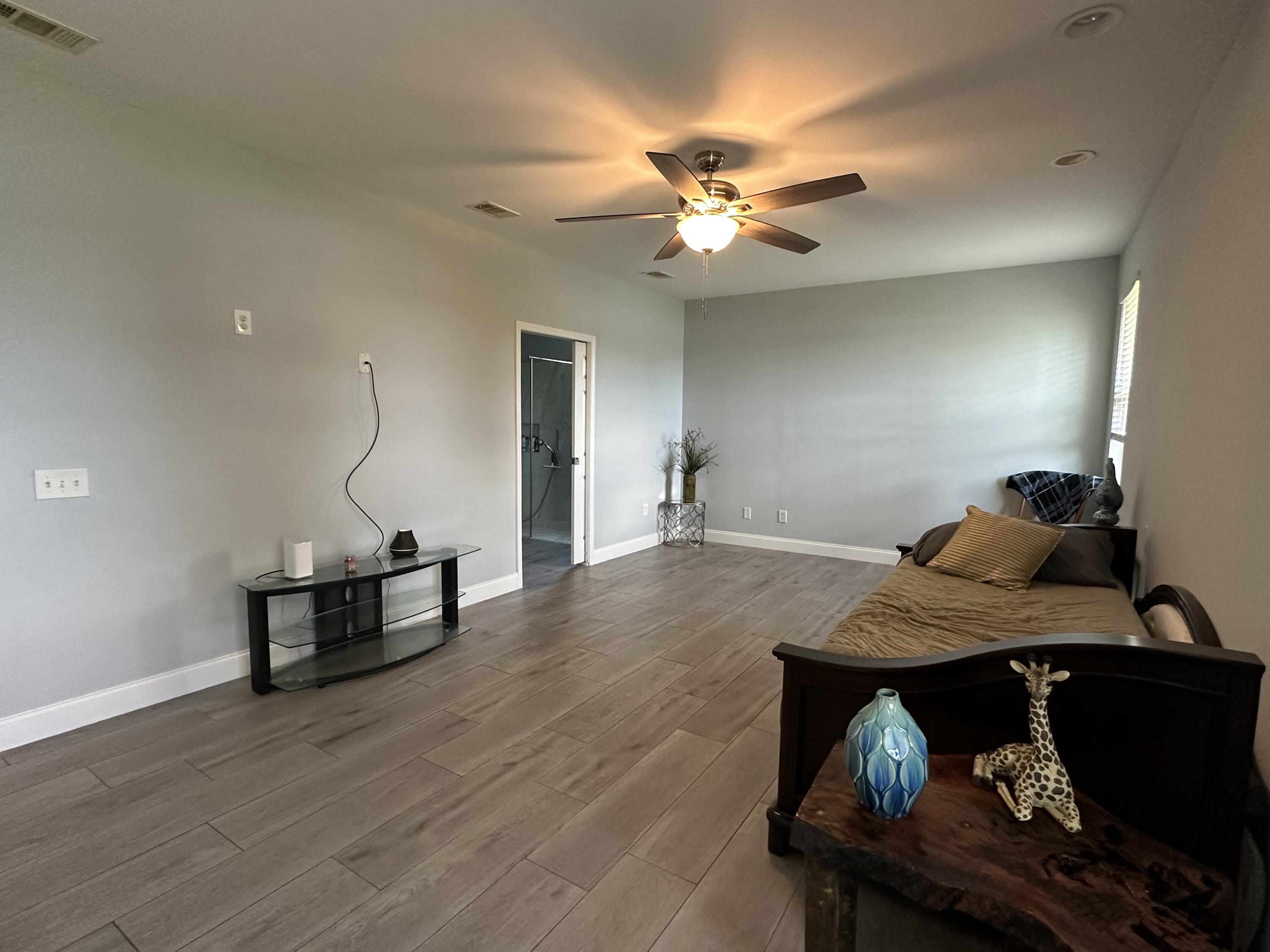 WOODMERE - Residential