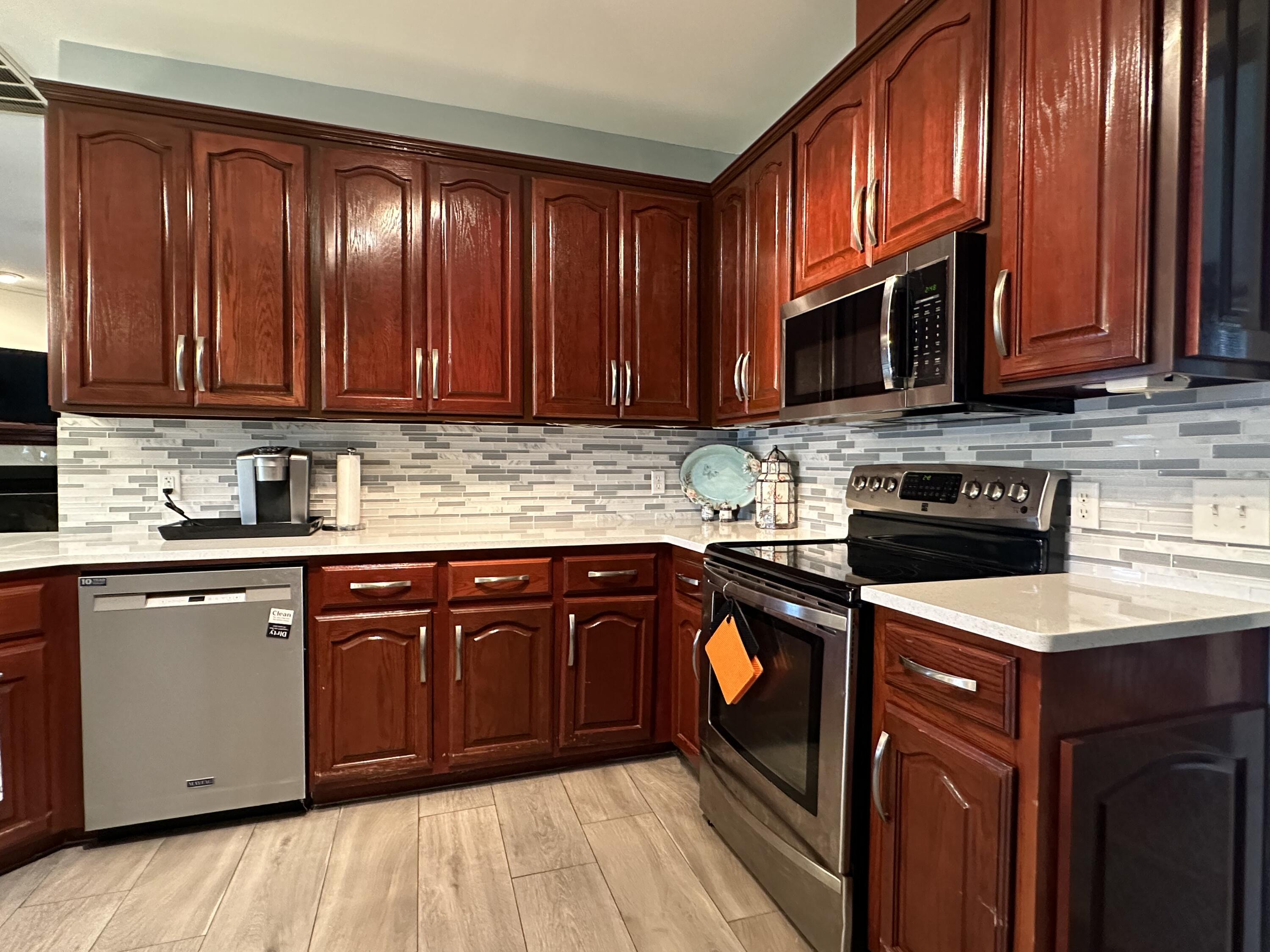 WOODMERE - Residential