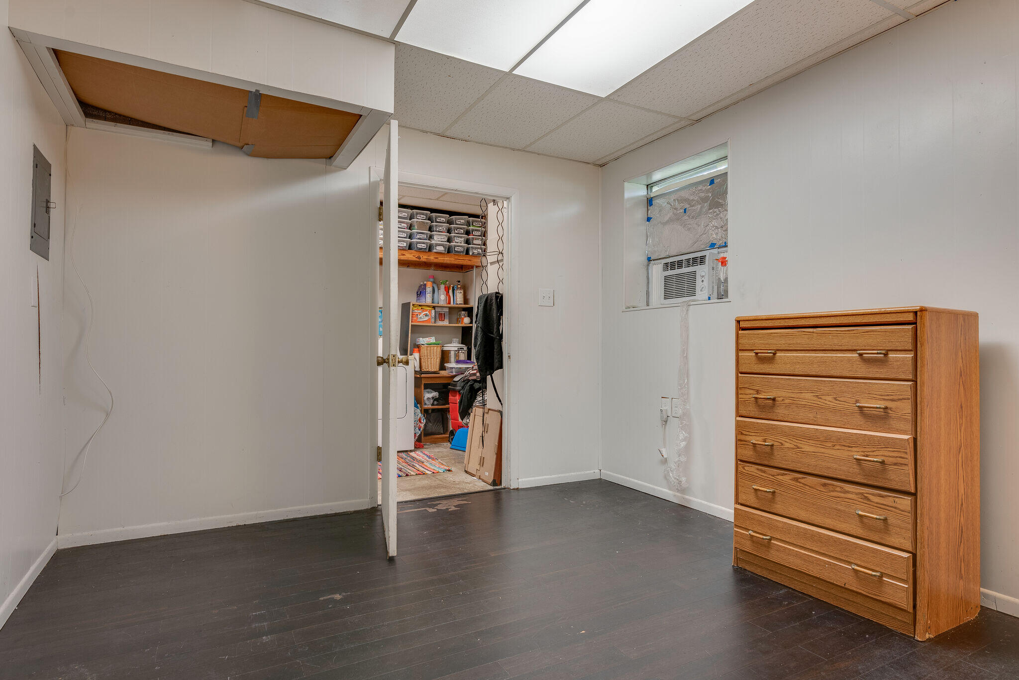 OAK TREE PARK - Residential