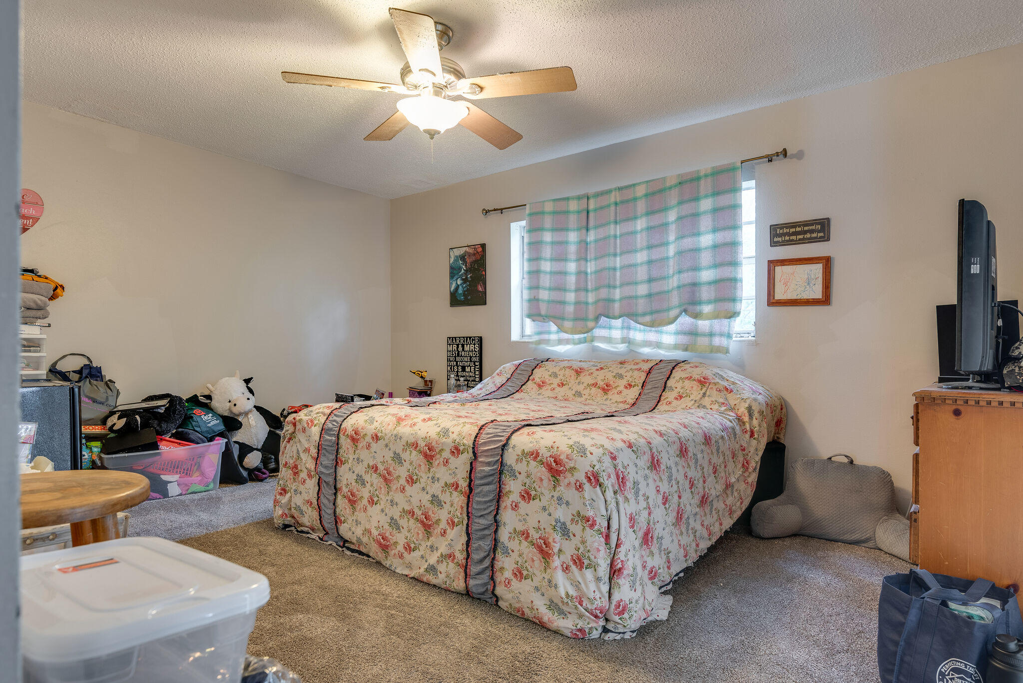 OAK TREE PARK - Residential